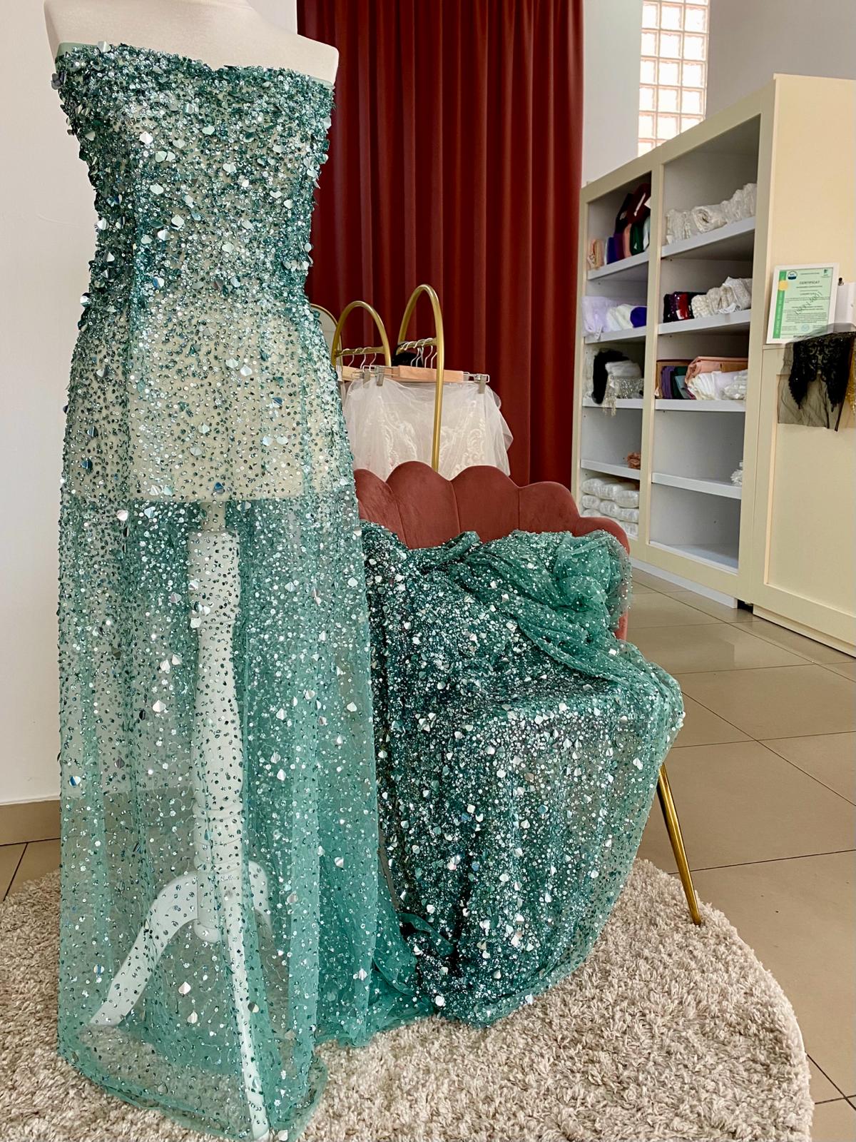 Dantela Verde Ou De Rata Haute Couture