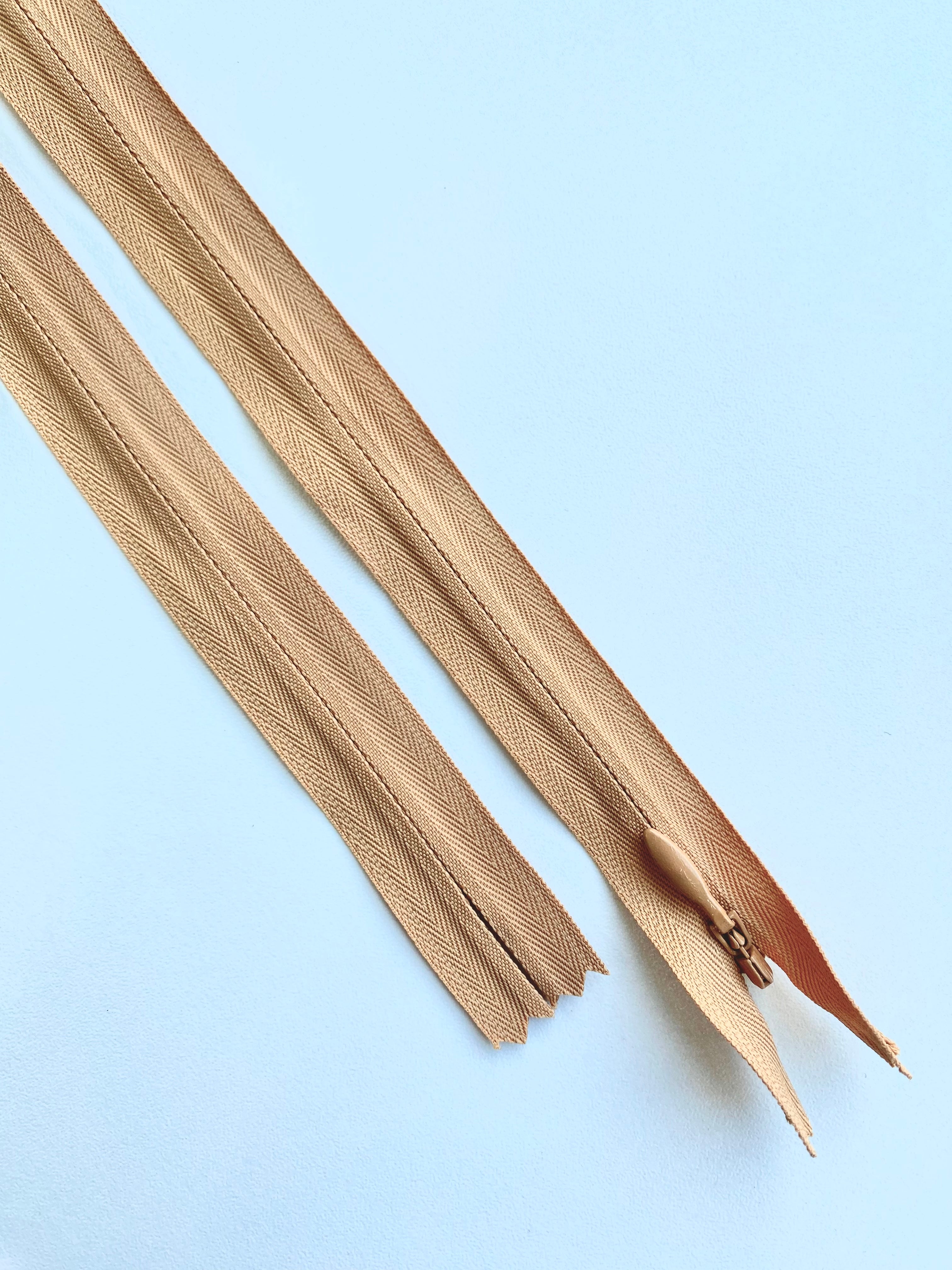 Fermoar Ascuns Premium Nude Inchis - 70 cm Lungime