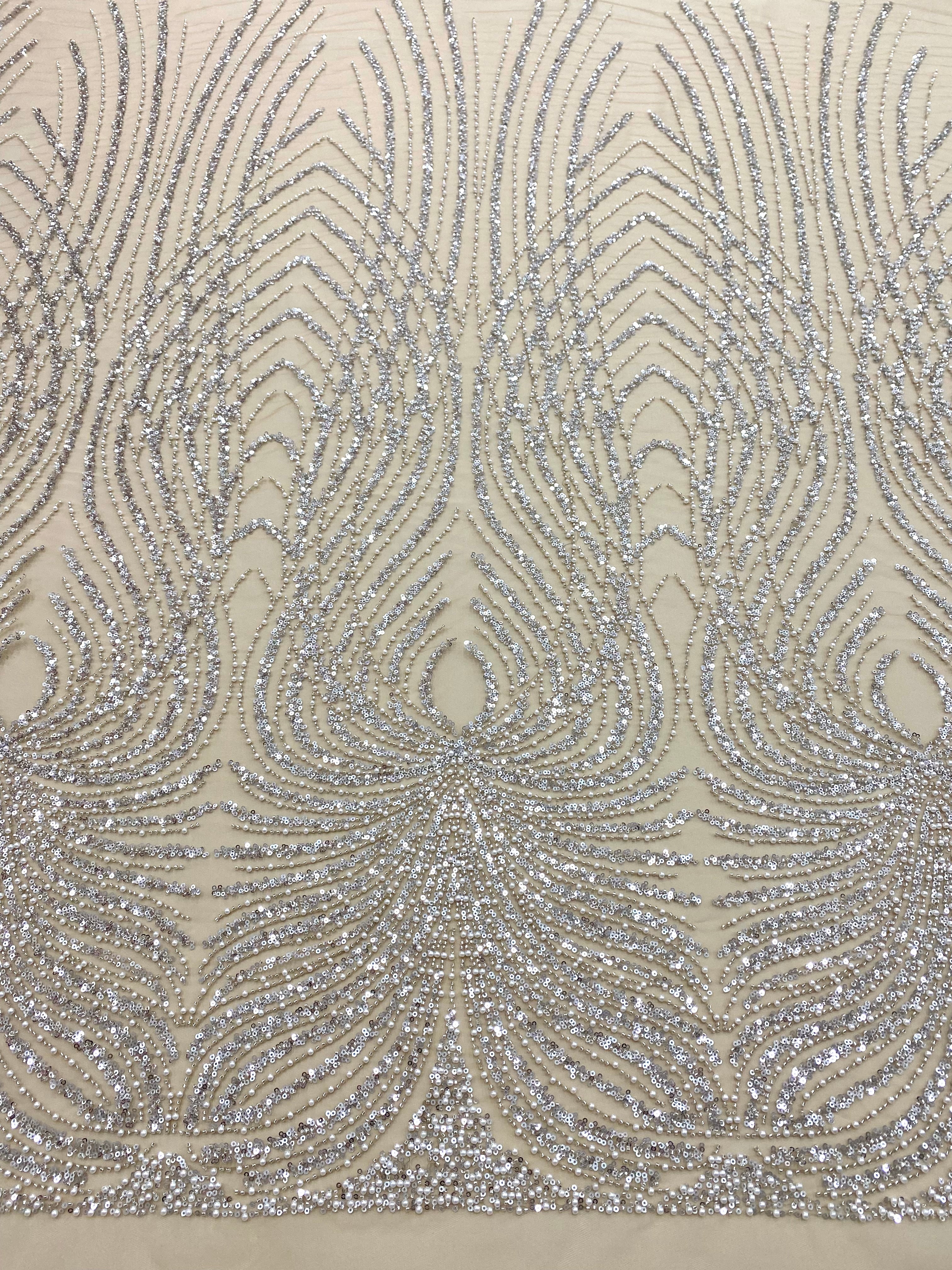Dantela Couture Argintie pe Tulle Nude cu Panou, cu Perle, Margele si Paiete
