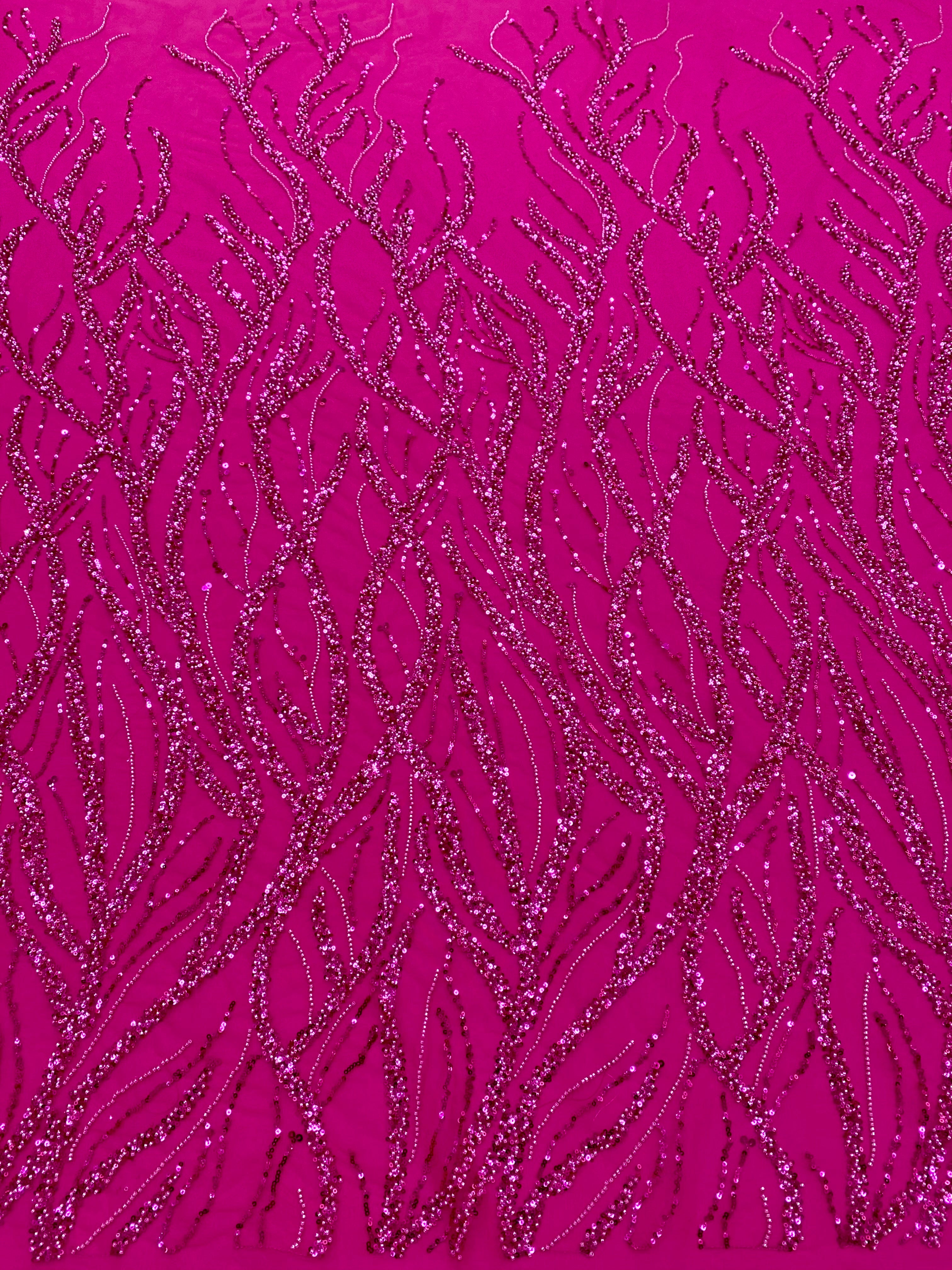 Dantela Couture Fucsia cu Siraguri, cu Margele si Paiete