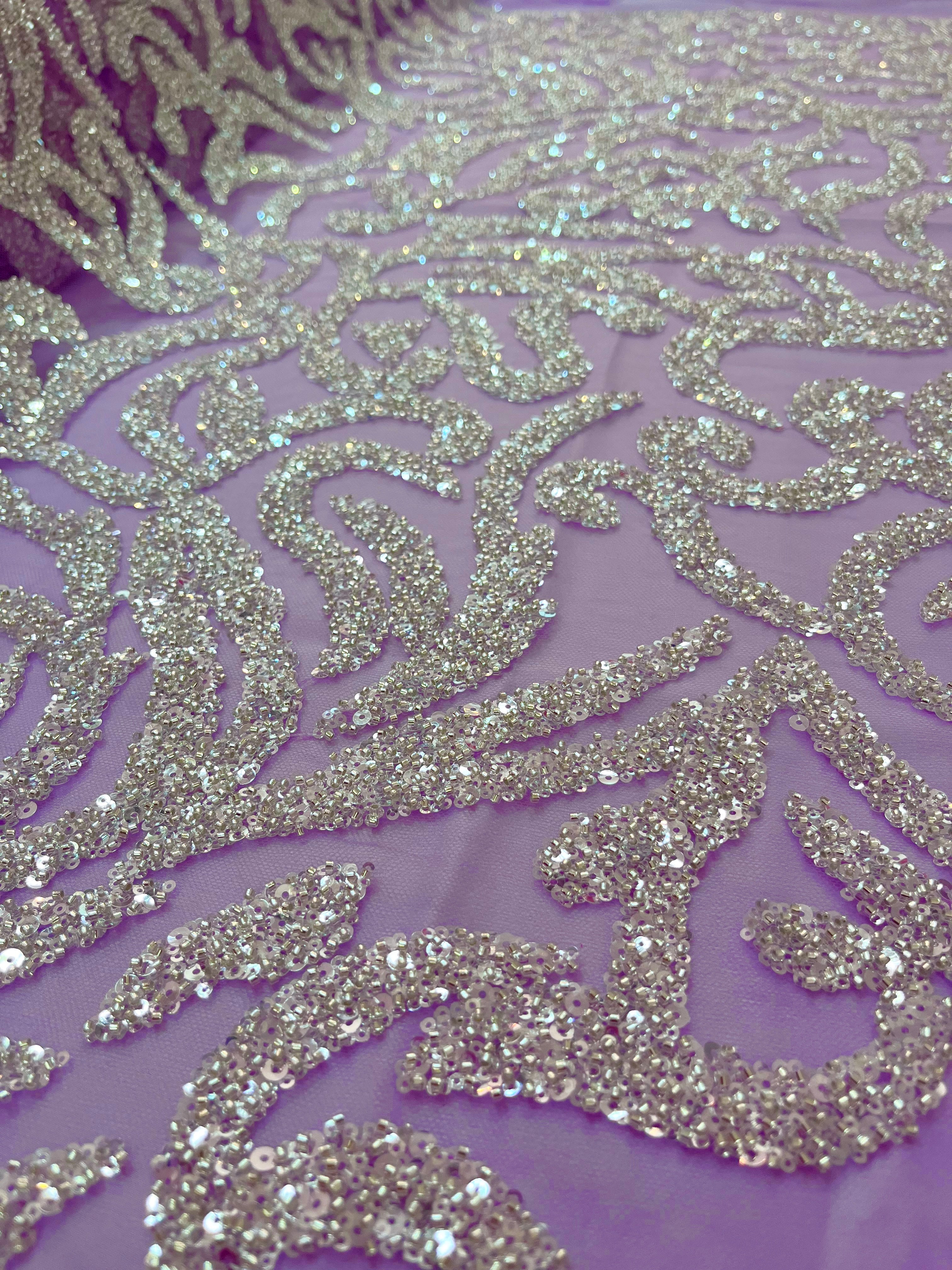 Dantela Couture Argintie pe Tulle Lavanda, cu Margele si Paiete