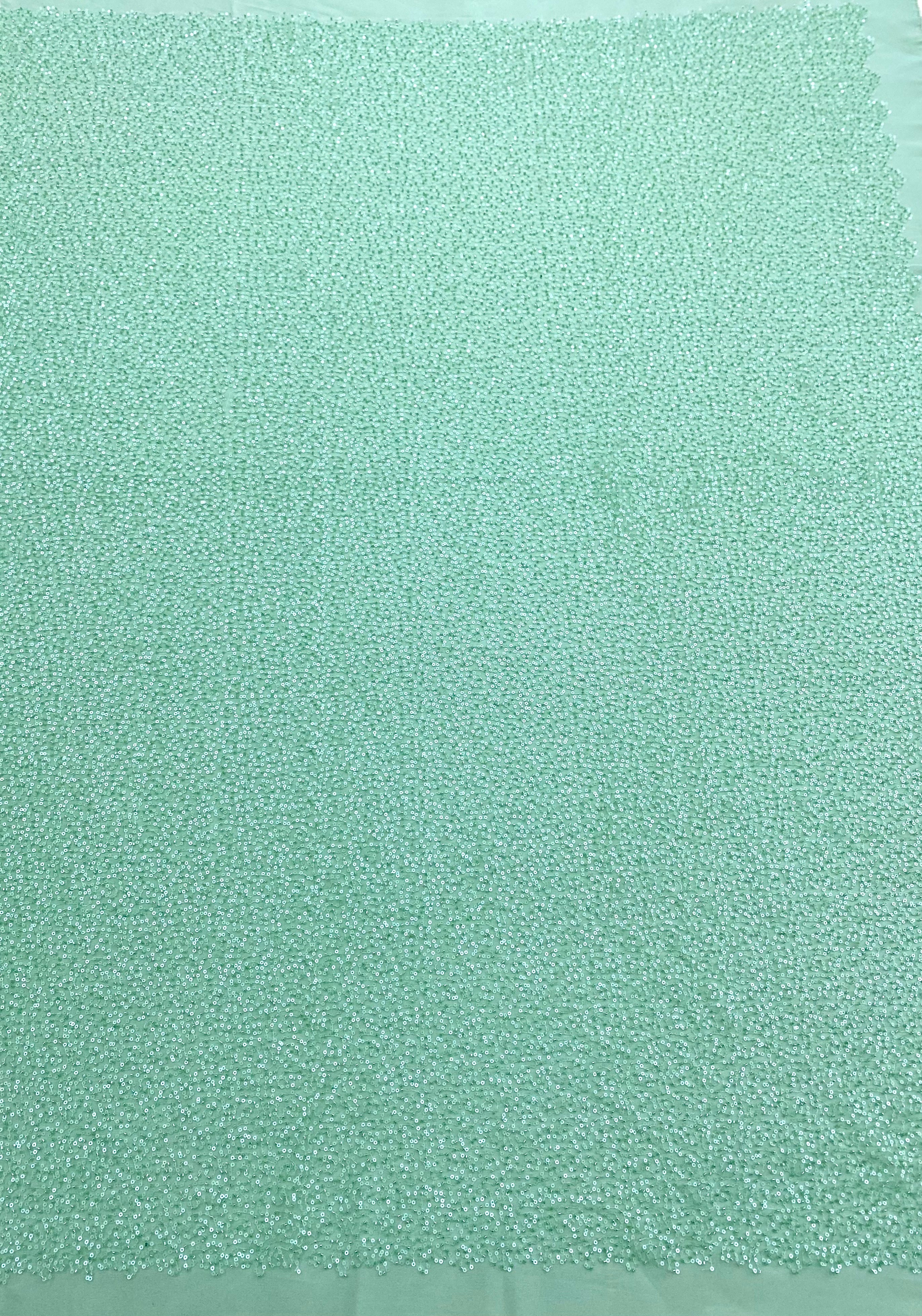 Dantela Couture Verde Menta Model General, cu Margele si Paiete