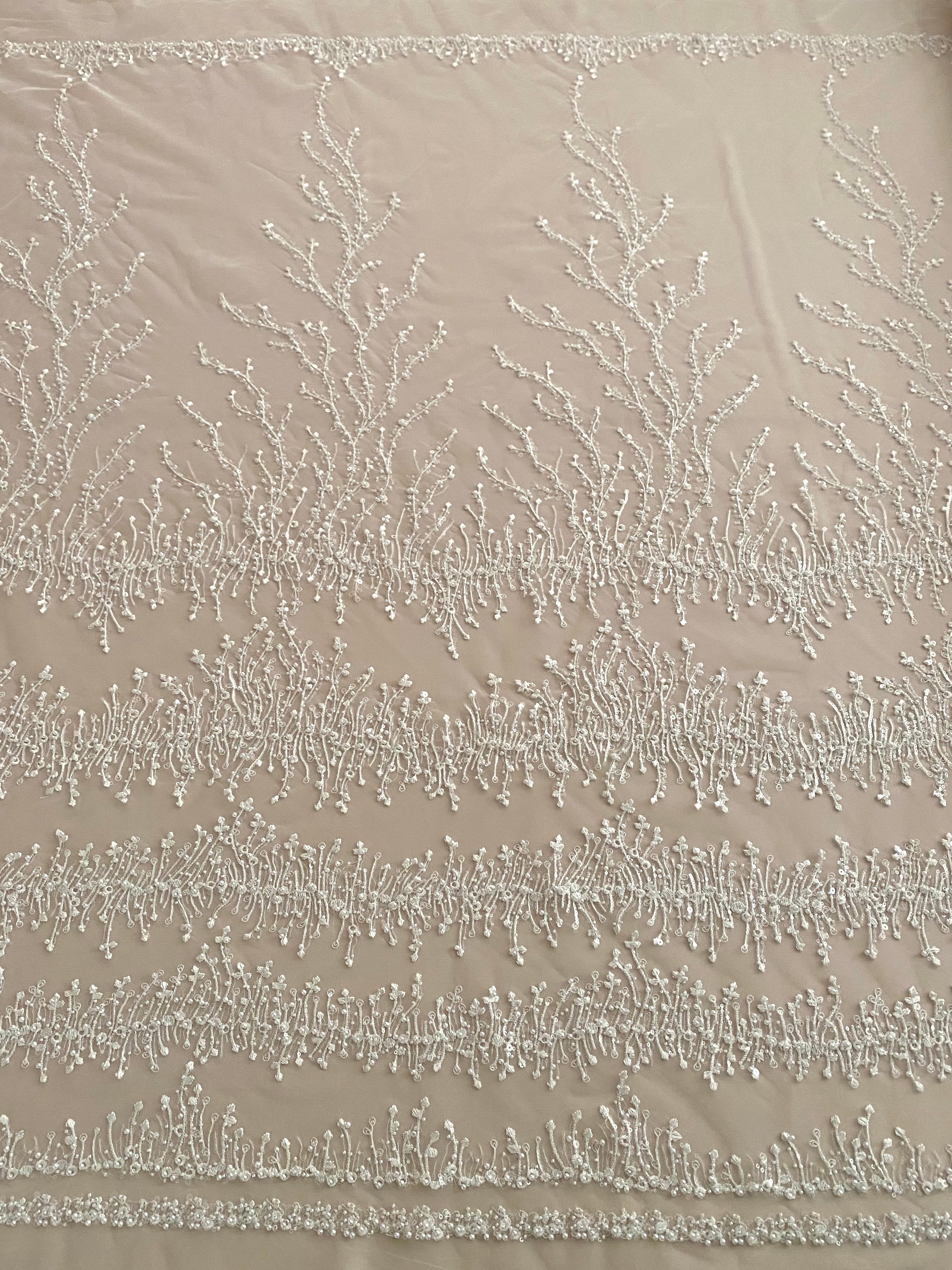 Dantela Couture Ivory cu Model Geometric, cu Perle, Margele si Paiete