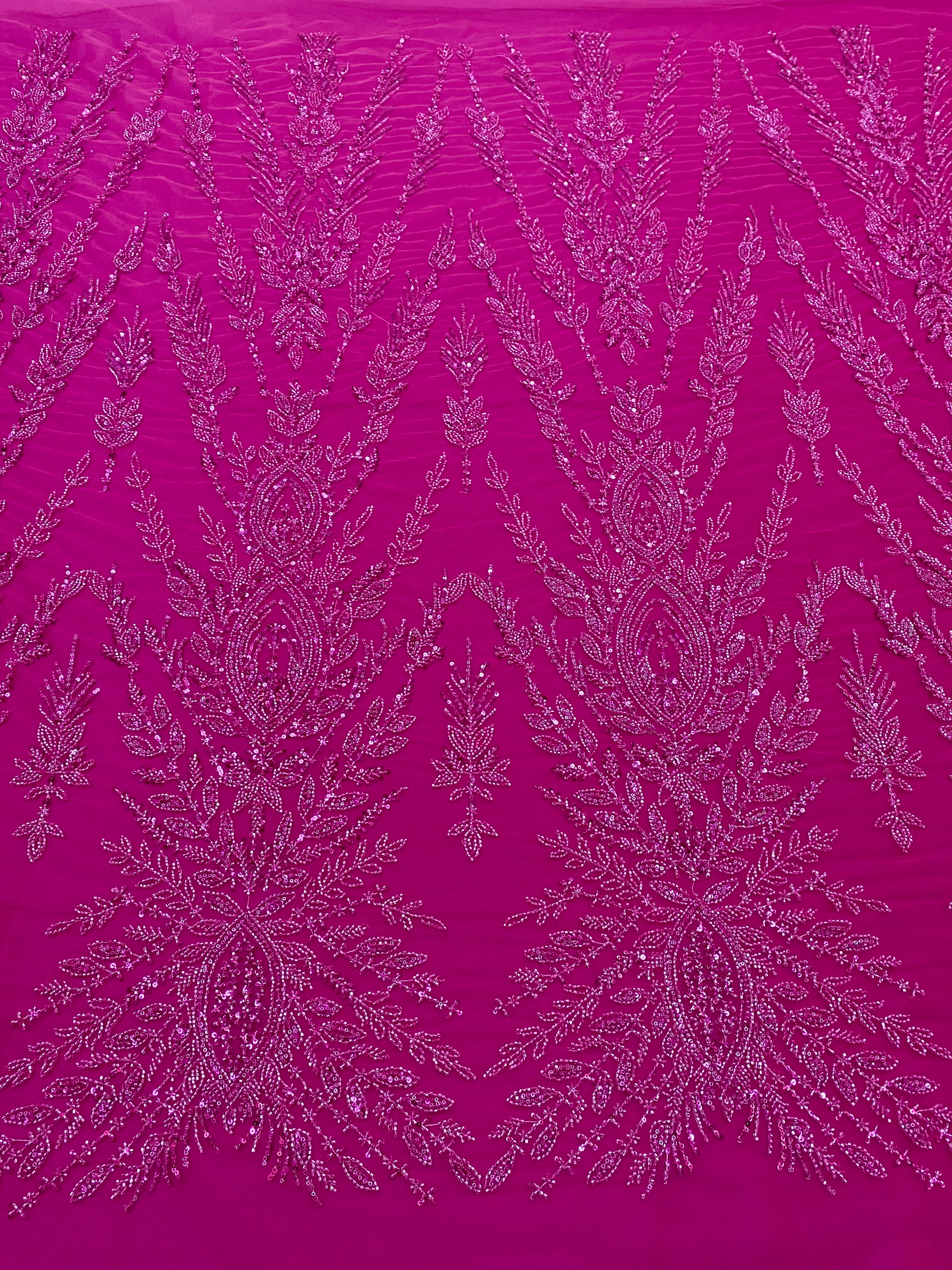 Dantela Couture Fucsia cu Model Simetric, cu Margele si Paiete