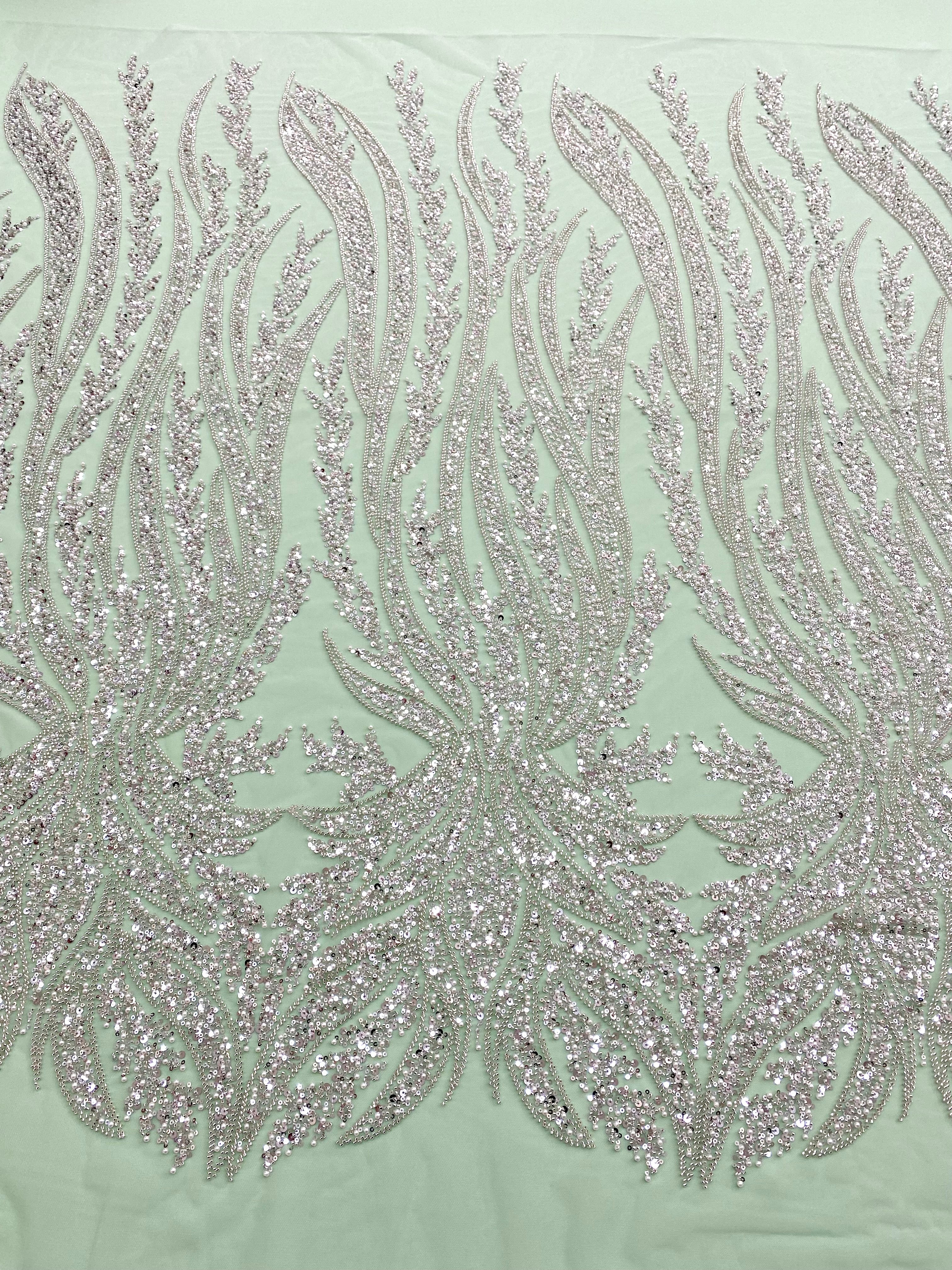 Dantela Couture Argintie pe Tulle Verde Menta cu Panou, cu Perle, Margele si Paiete
