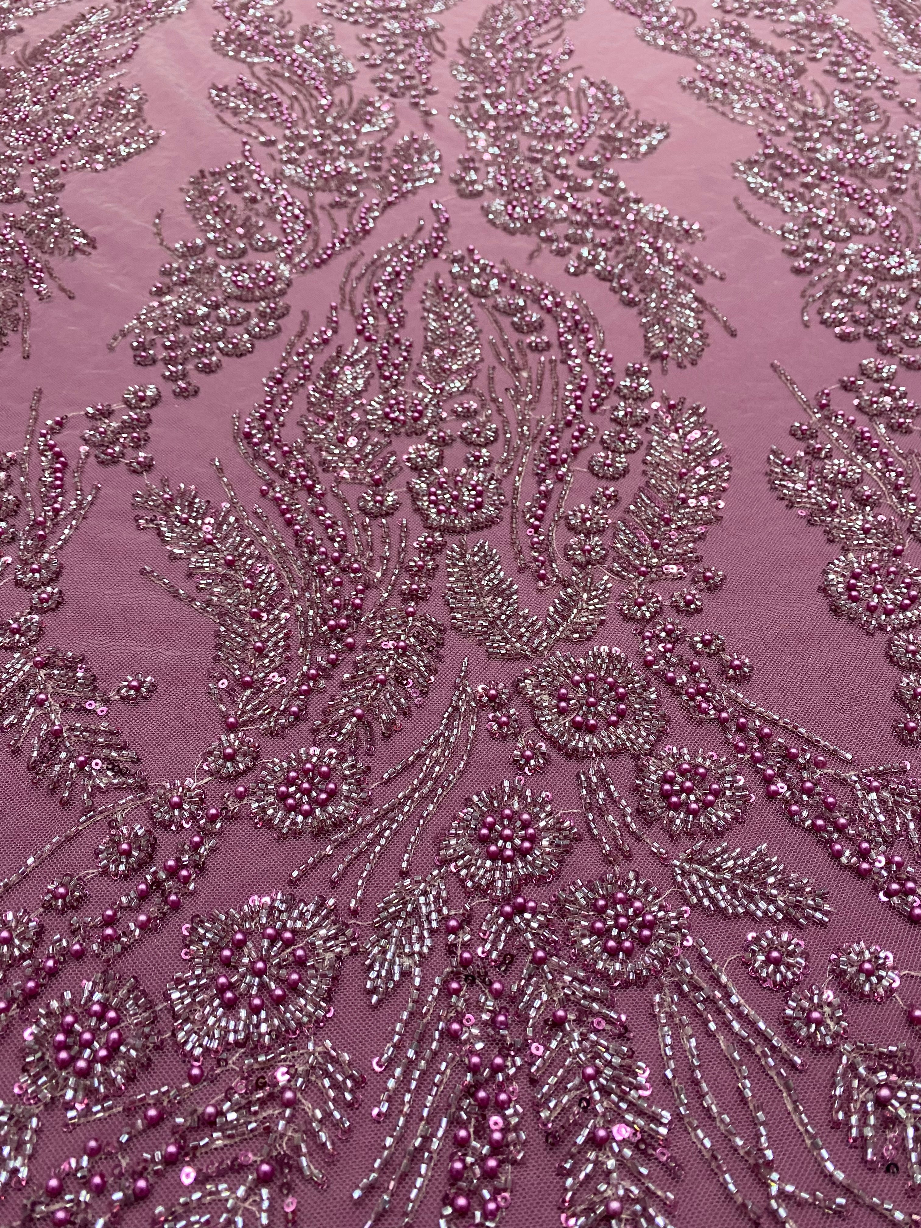 Dantela Couture Magenta cu Model Floral, cu Perle, Margele si Paiete