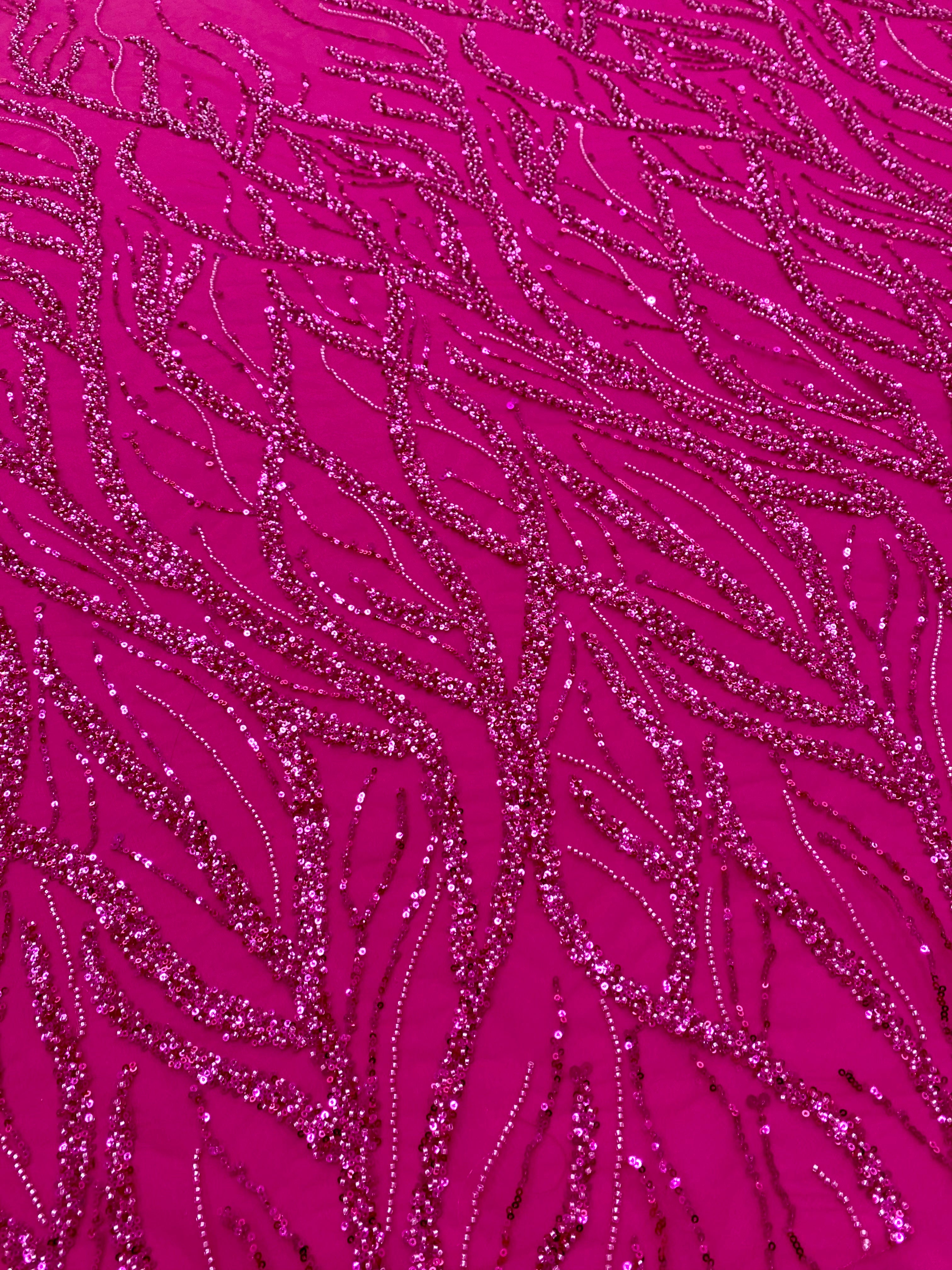 Dantela Couture Fucsia cu Siraguri, cu Margele si Paiete