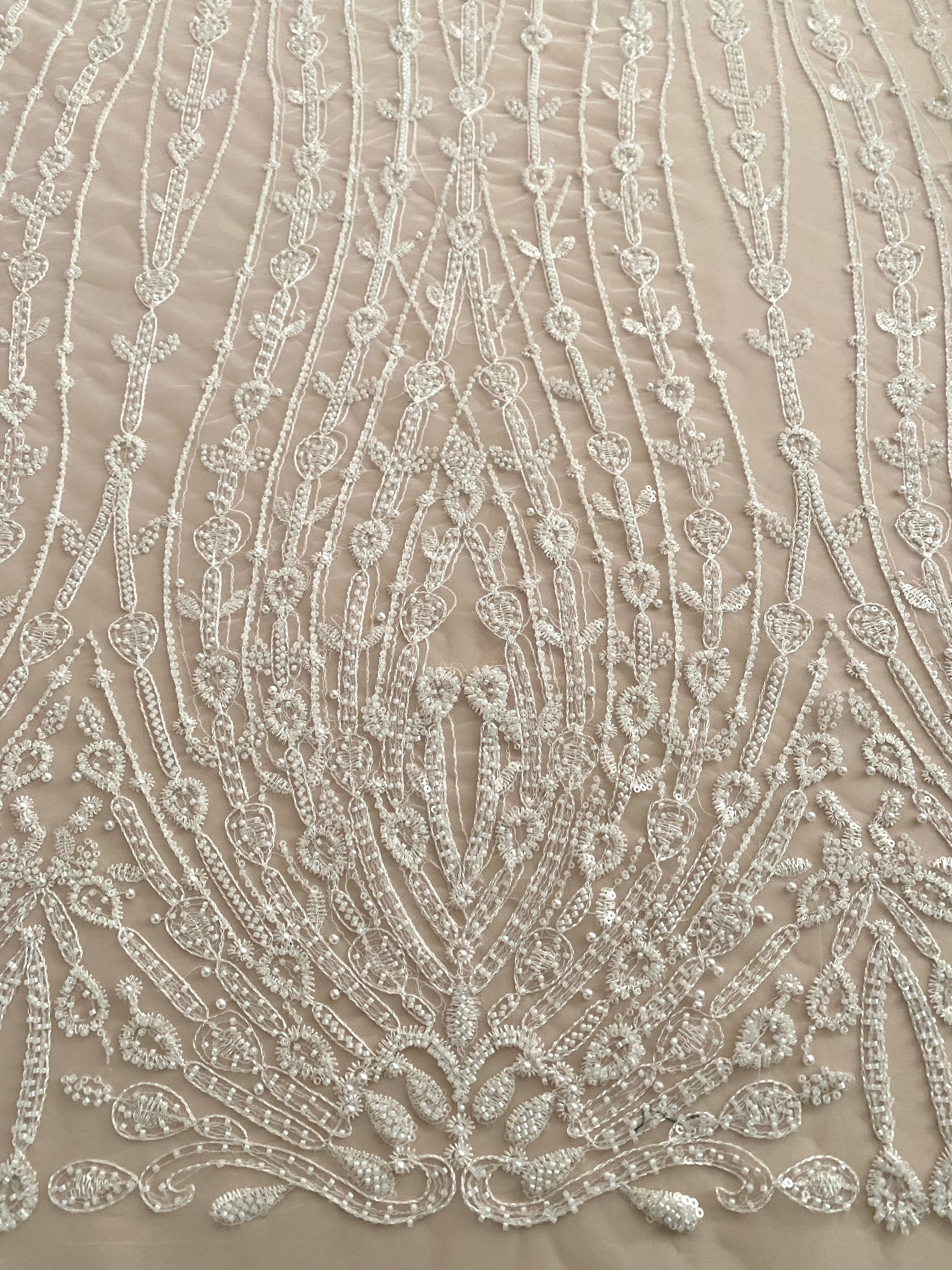 Dantela Couture Ivory cu Model Geometric, cu Perle, Margele si Paiete