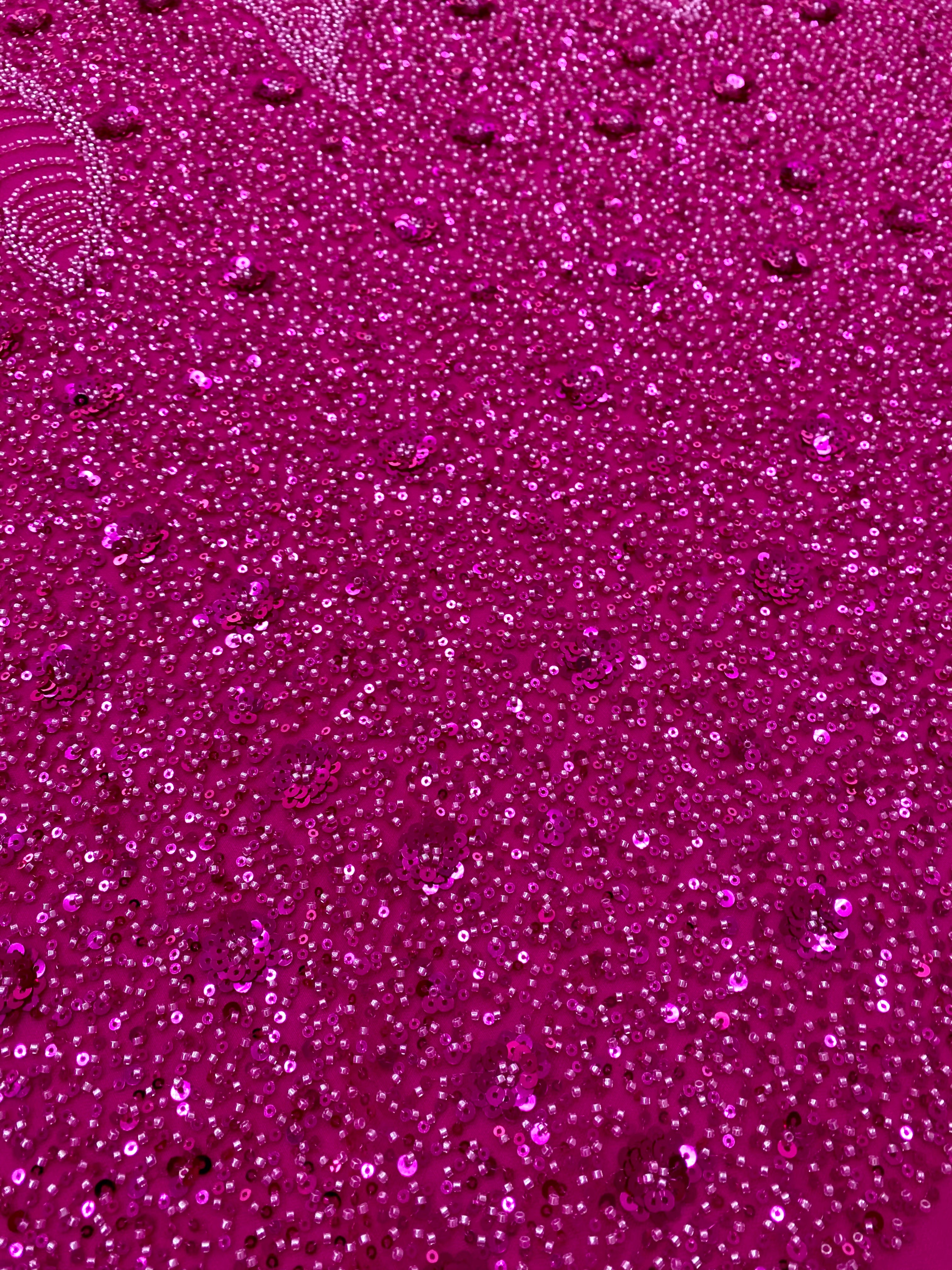 Dantela Couture Fucsia cu Model Geometric si Flori, cu Margele si Paiete