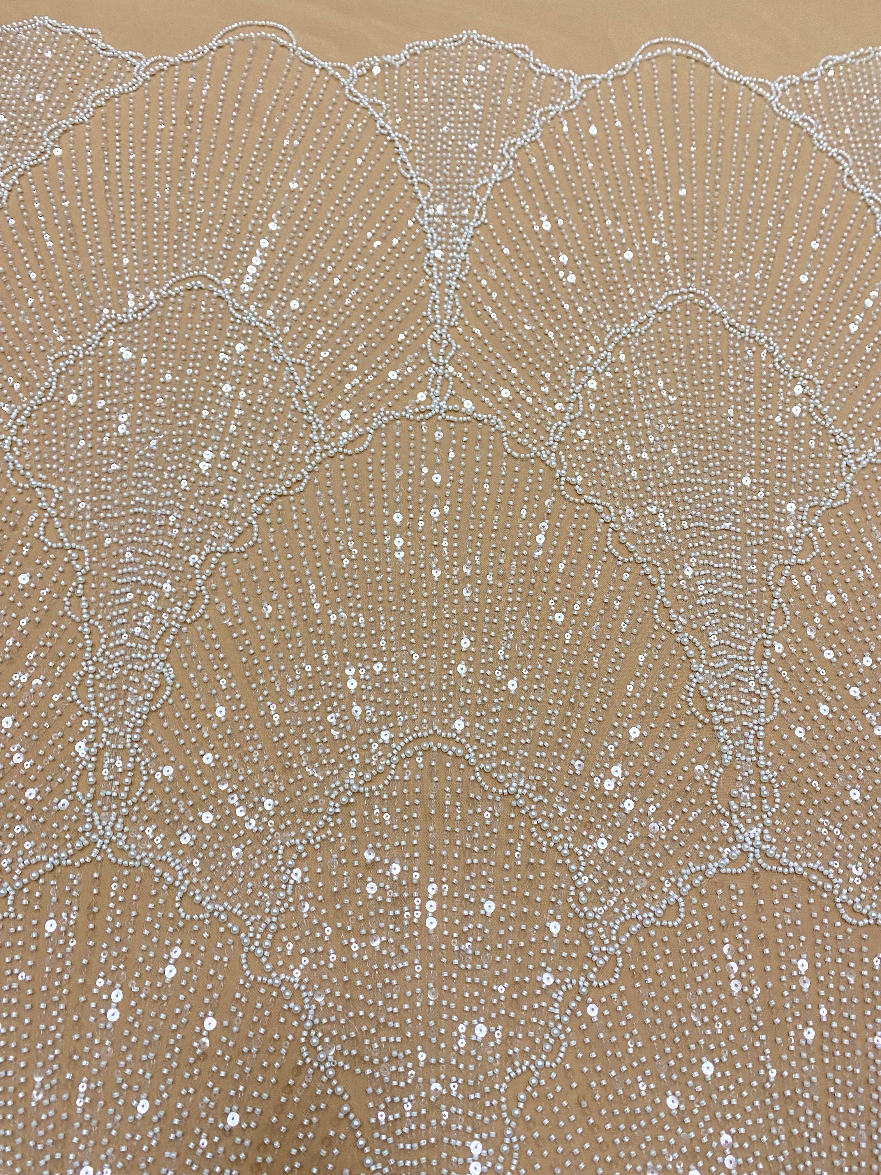 Dantela Couture Ivory pe Tulle Nude cu Model Geometric, cu Perle, Margele si Paiete