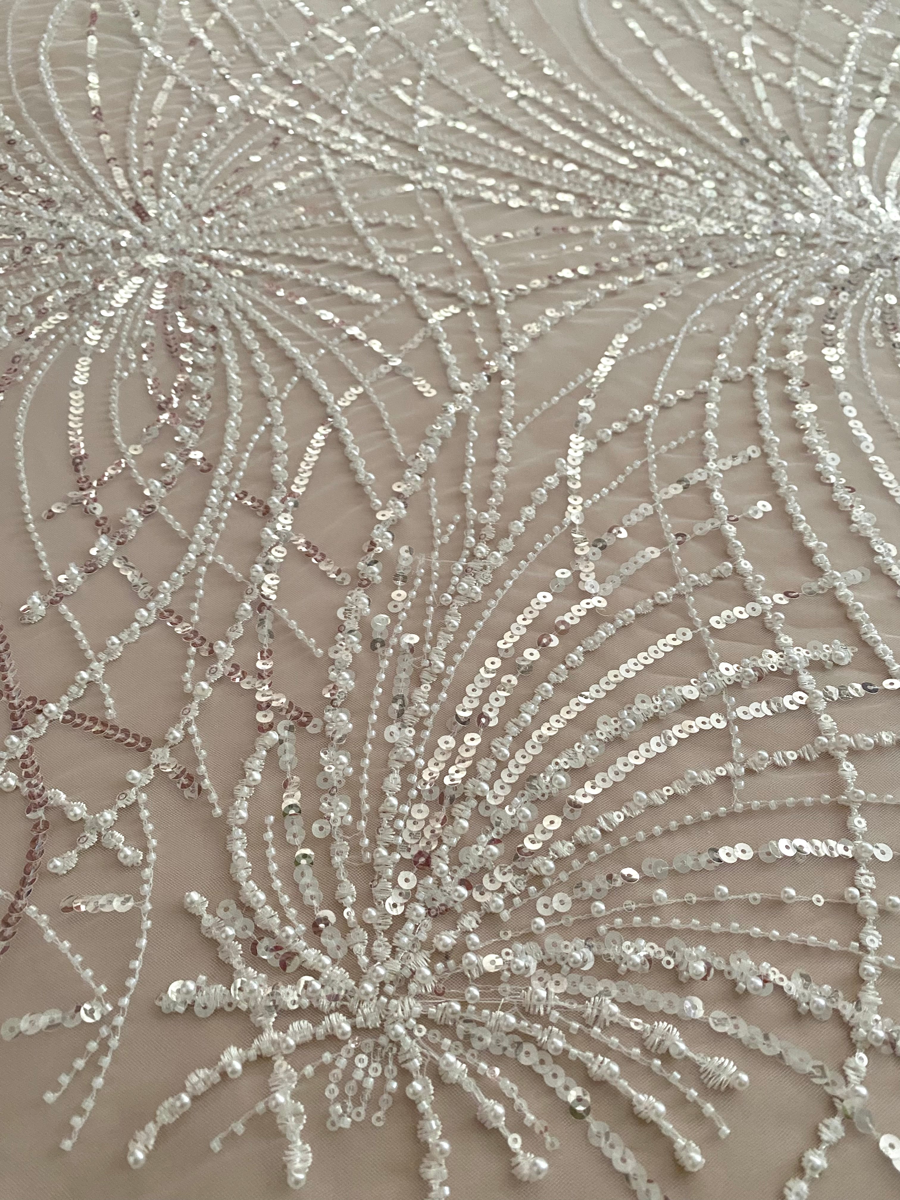 Dantela Couture Ivory cu Model Geometric, cu Perle, Margele si Paiete