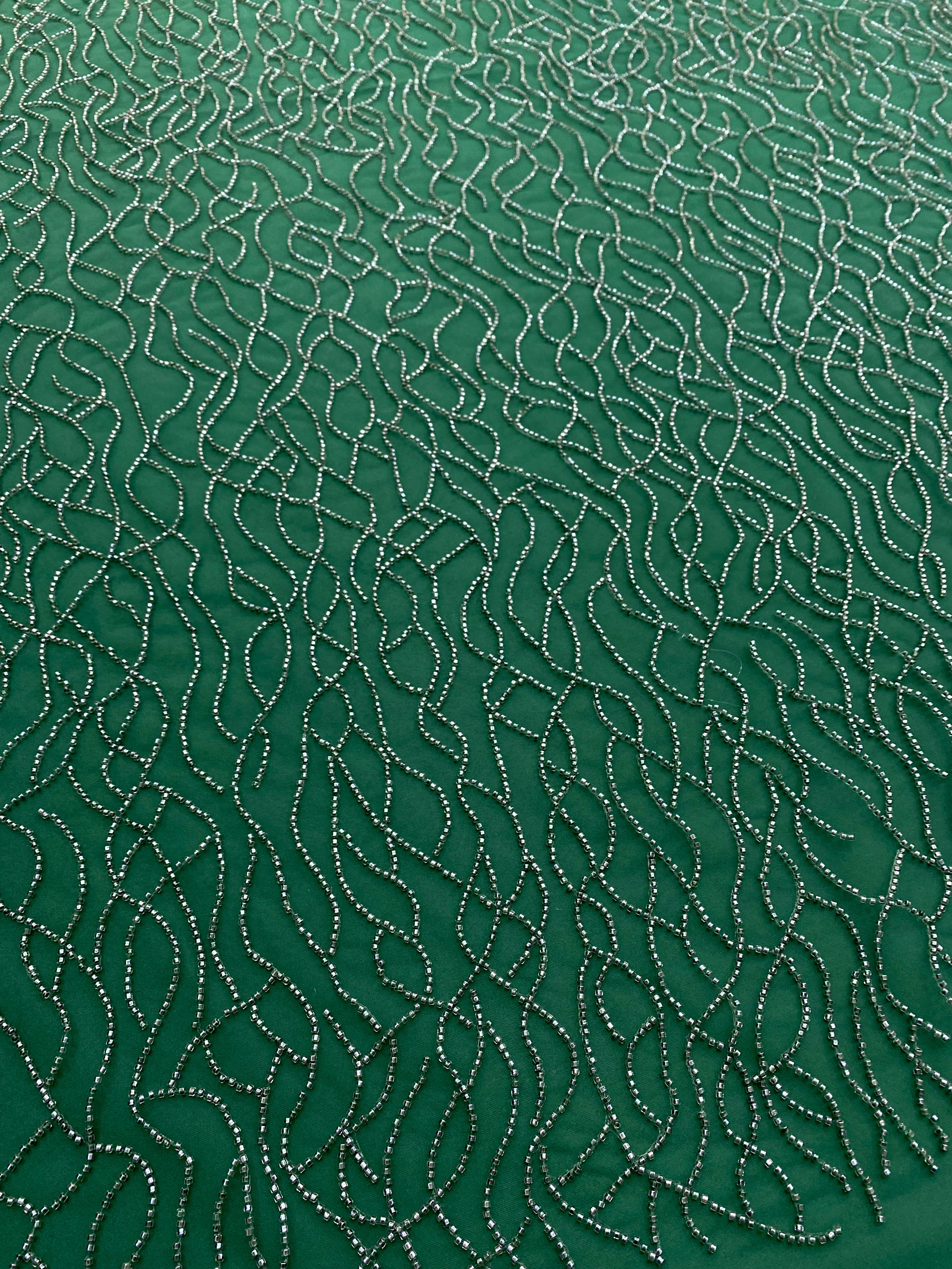 Dantela Couture Verde Smarald cu Siraguri din Margele