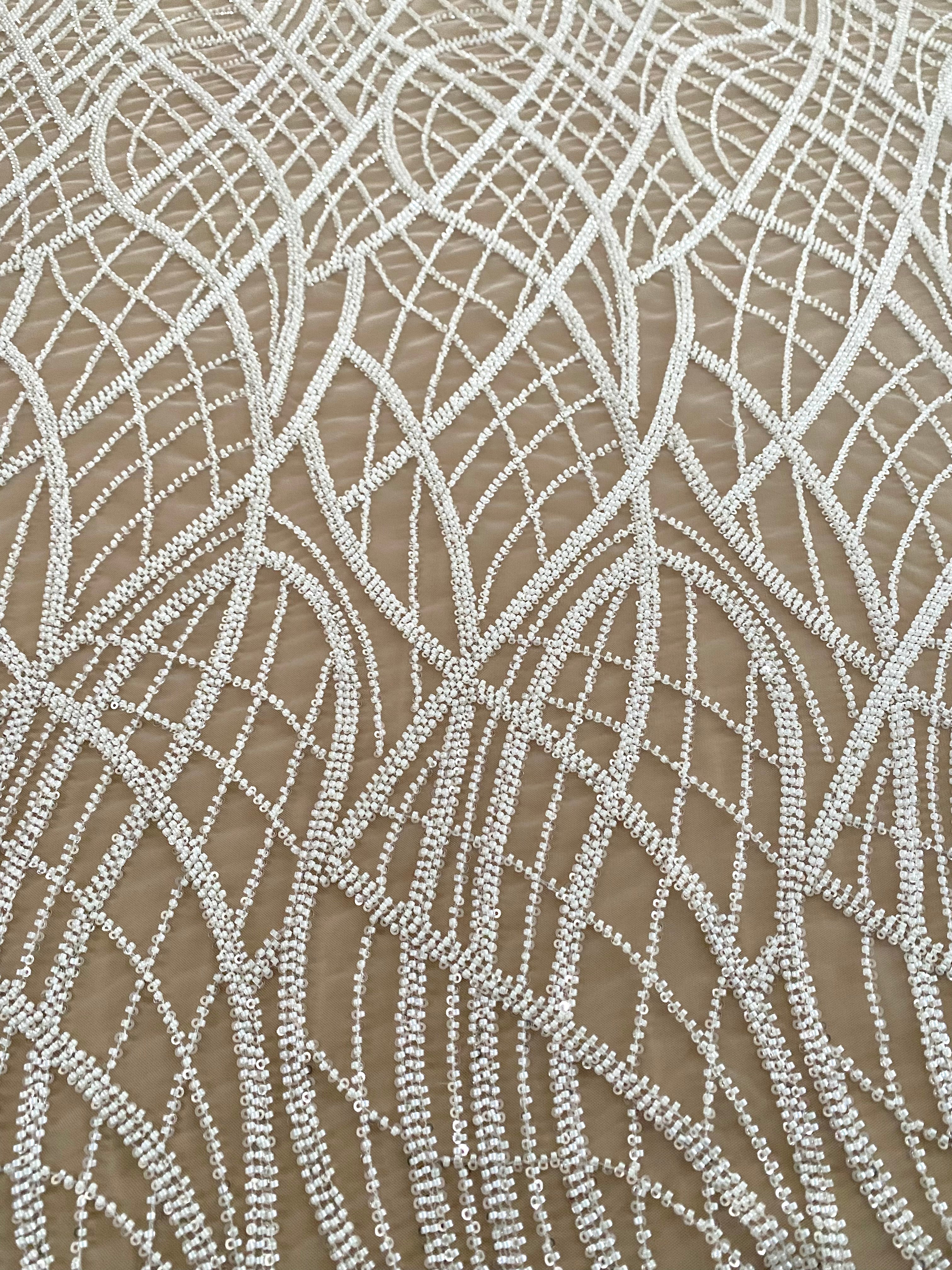 Cupon 1.18 m din Dantela Couture Ivory cu Model Liniar, cu Margele si Paiete
