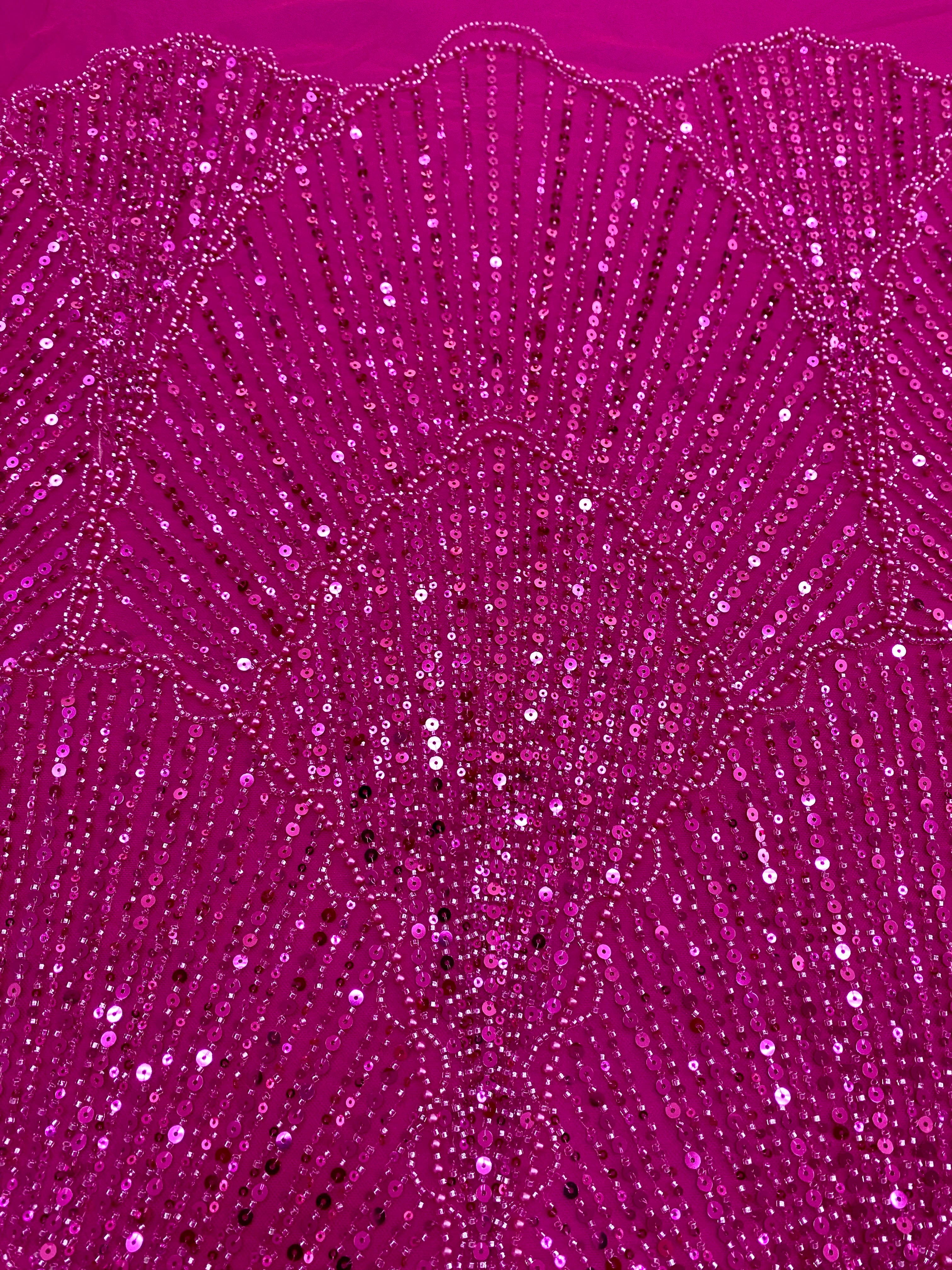 Dantela Couture Fucsia cu Model Geometric, cu Perle, Margele si Paiete