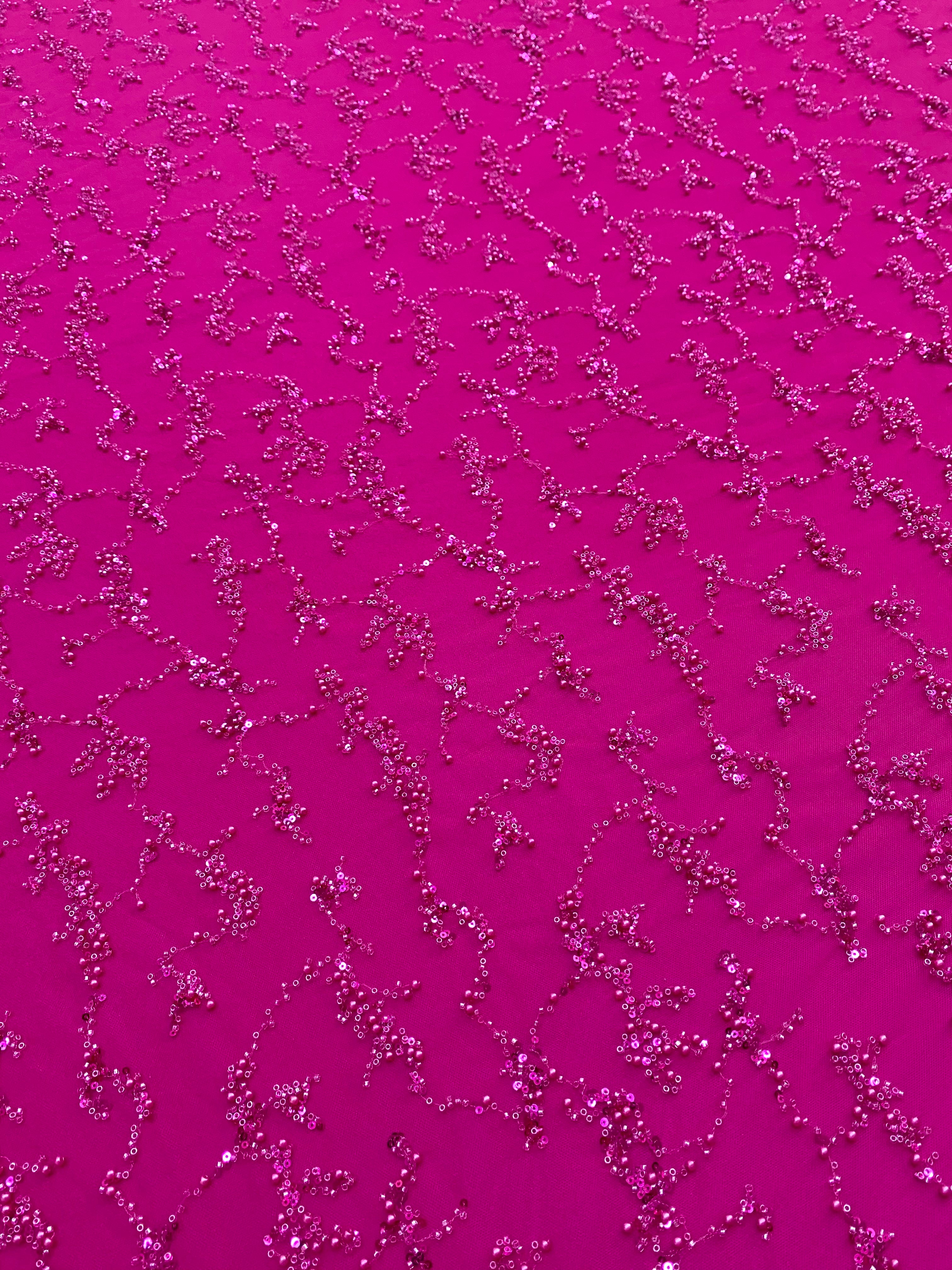 Dantela Couture Fucsia cu Perle, Margele si Paiete