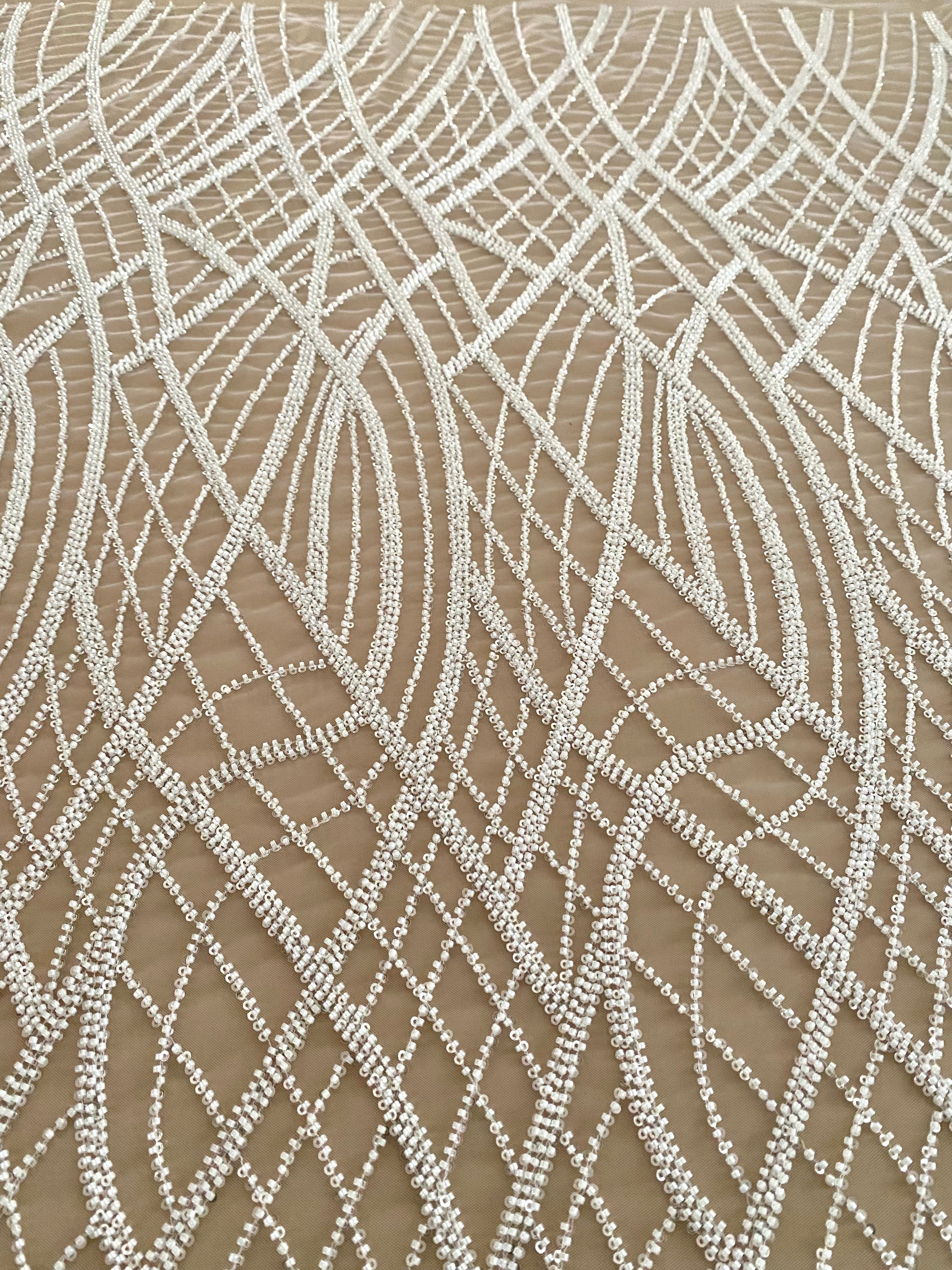 Cupon 1.18 m din Dantela Couture Ivory cu Model Liniar, cu Margele si Paiete
