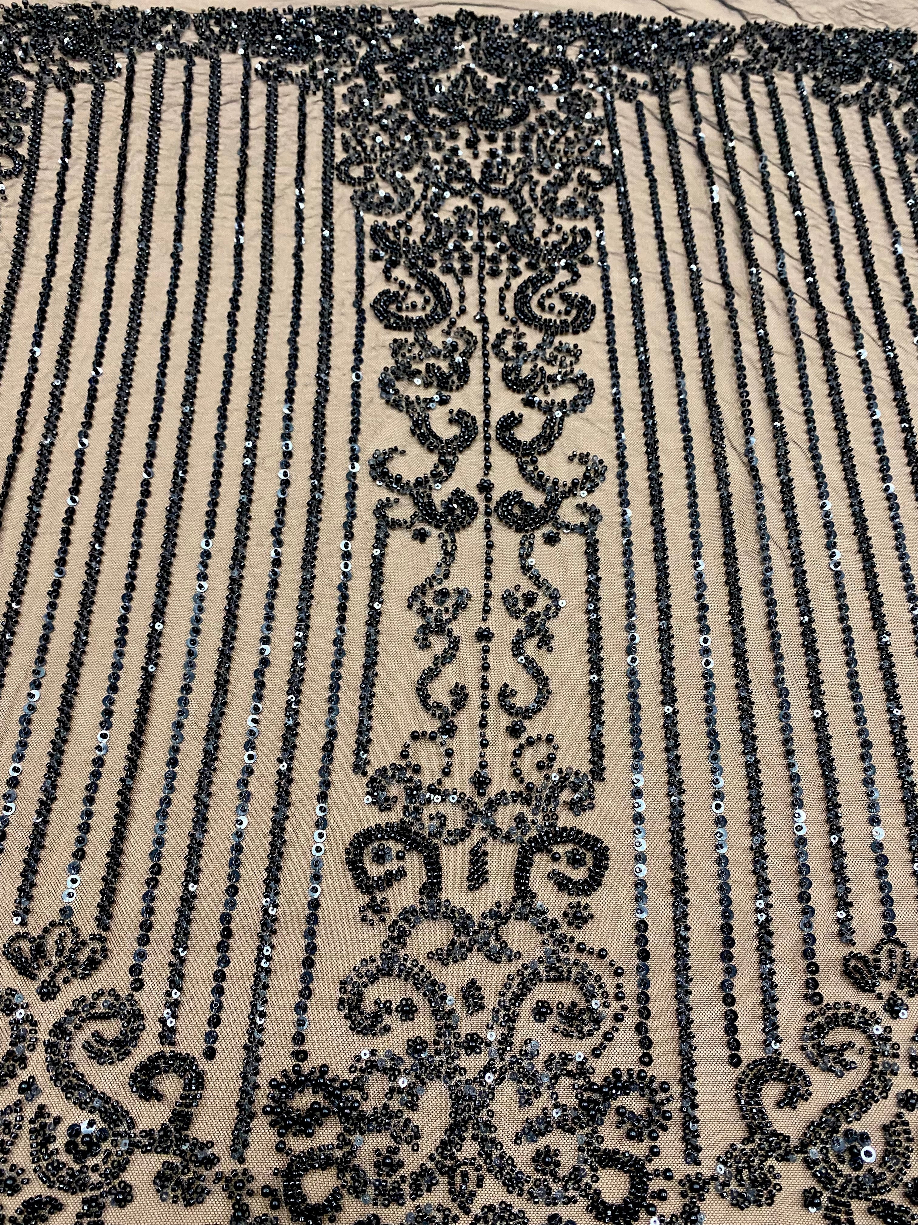 Cupon 1.30 m din Dantela Couture Neagra cu Model Geometric, cu Perle, Margele si Paiete