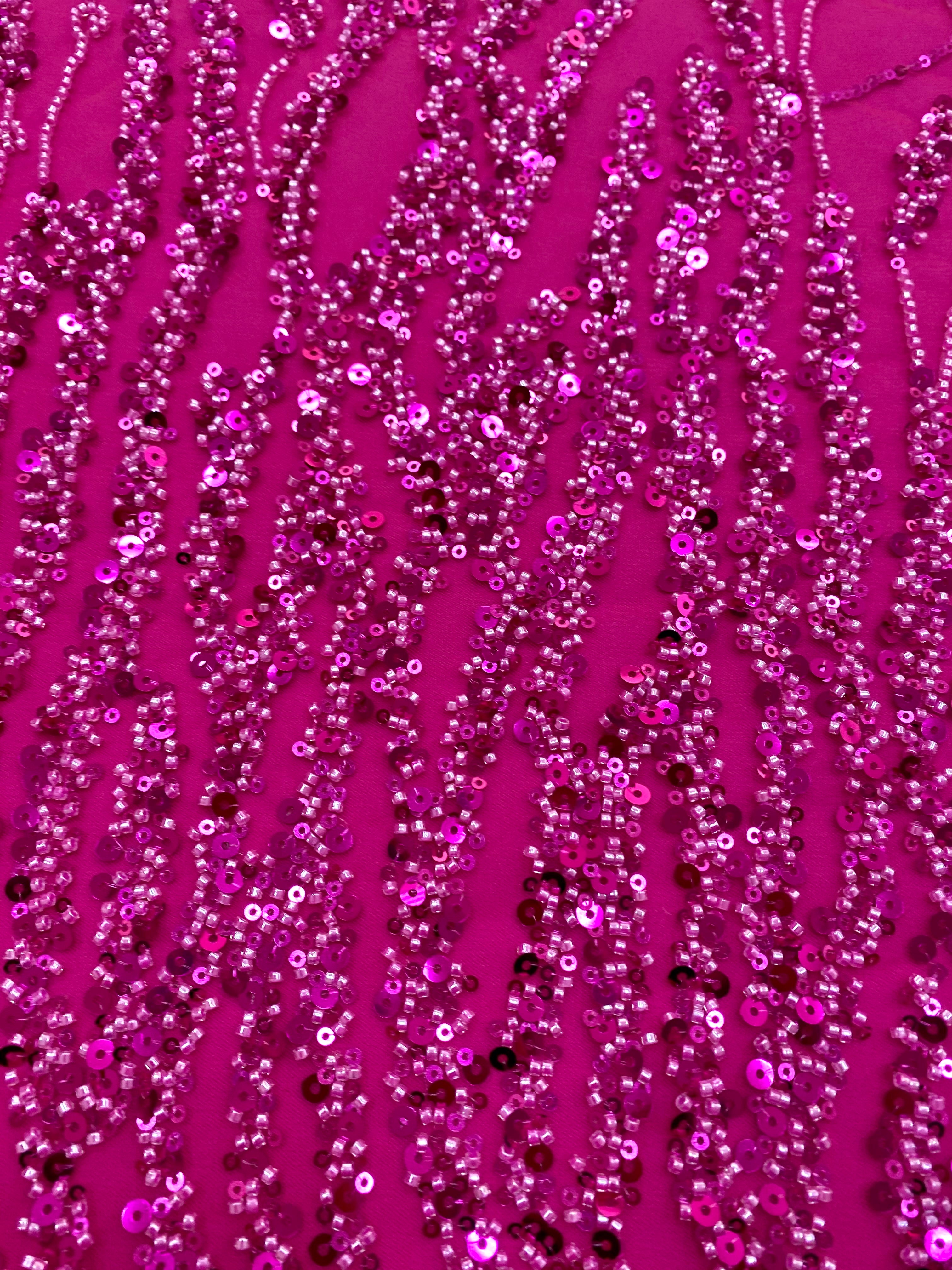 Dantela Couture Fucsia cu Siraguri, cu Margele si Paiete