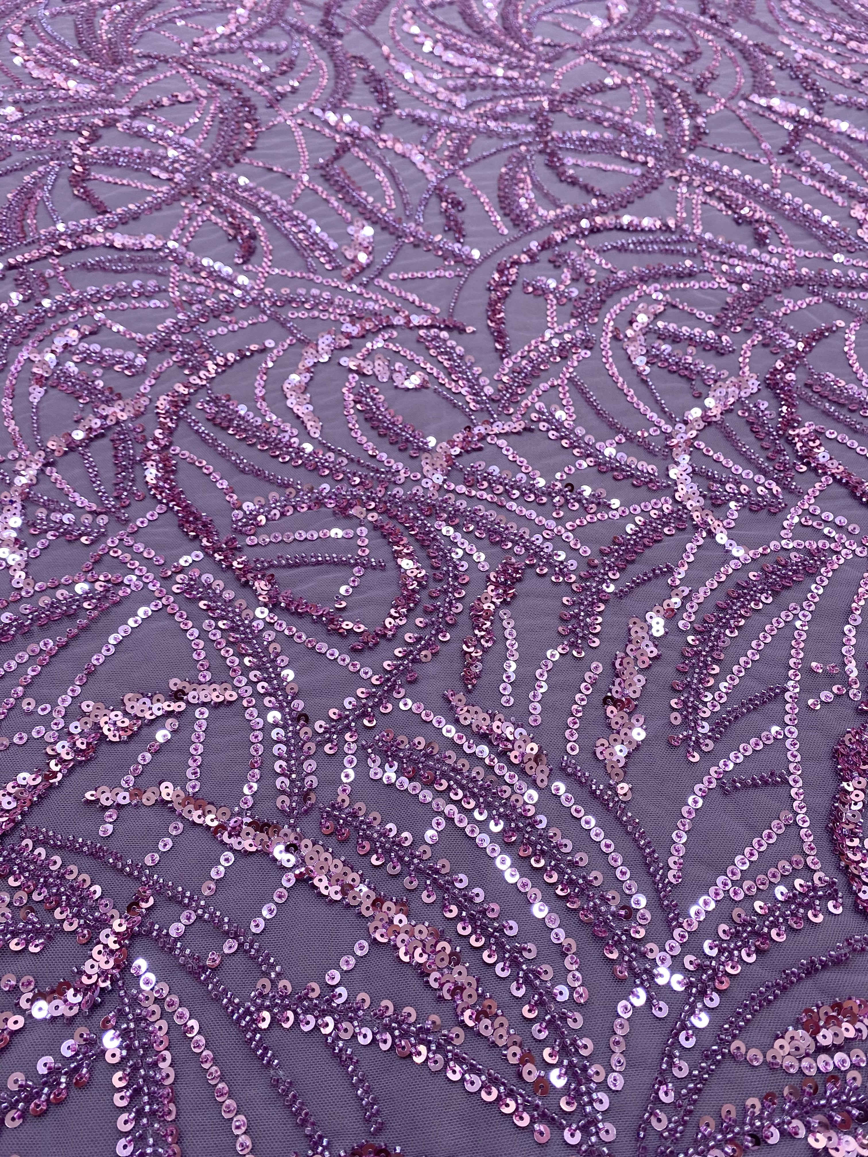 Dantela Couture Lavanda Pudrata cu Model Geometric, Margele si Paiete