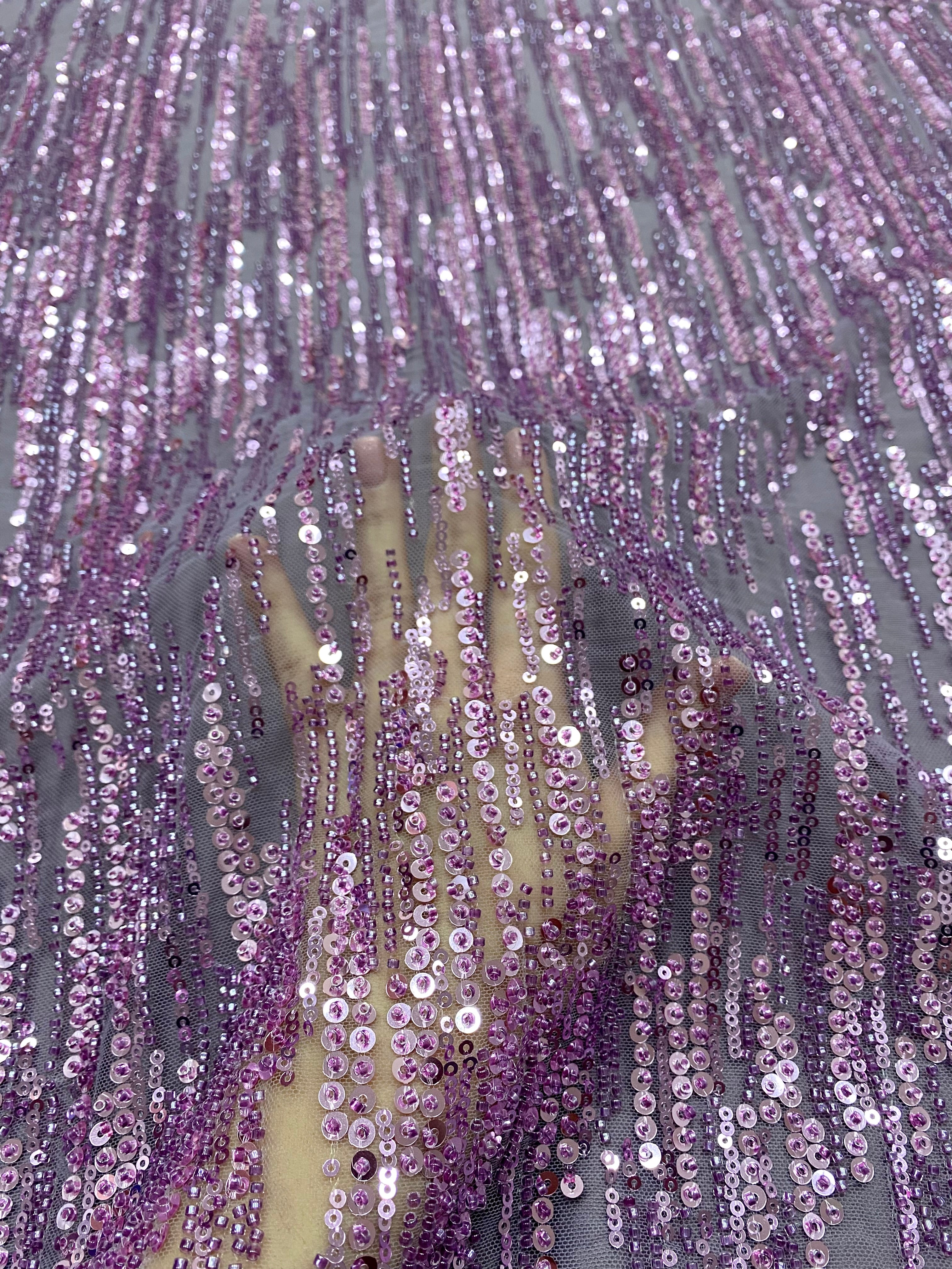 Dantela Couture Lavanda Pudrata cu Model Liniar, cu Margele si Paiete