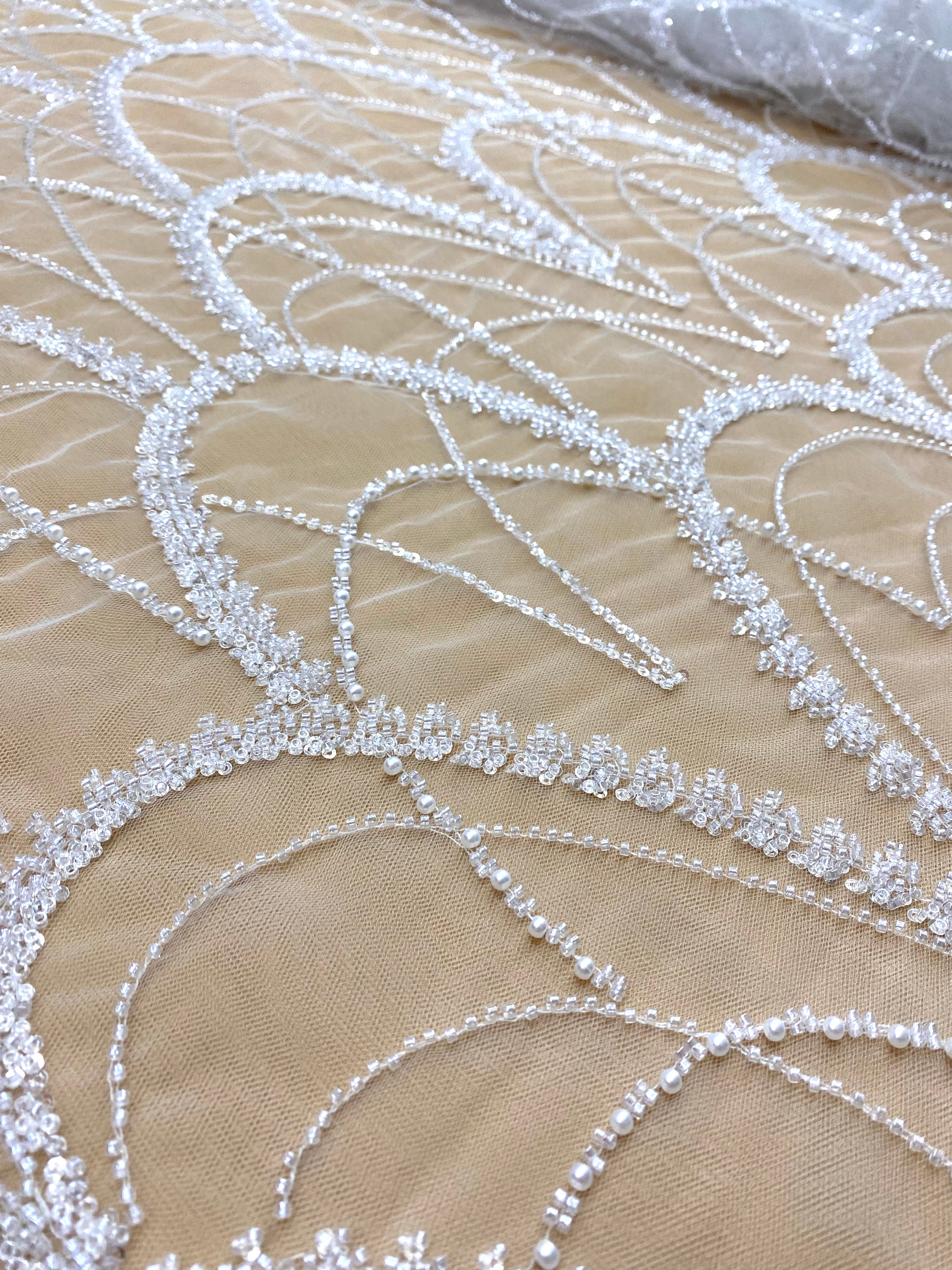 Dantela Couture Diamond cu Model Geometric, cu Perle, Margele si Paiete