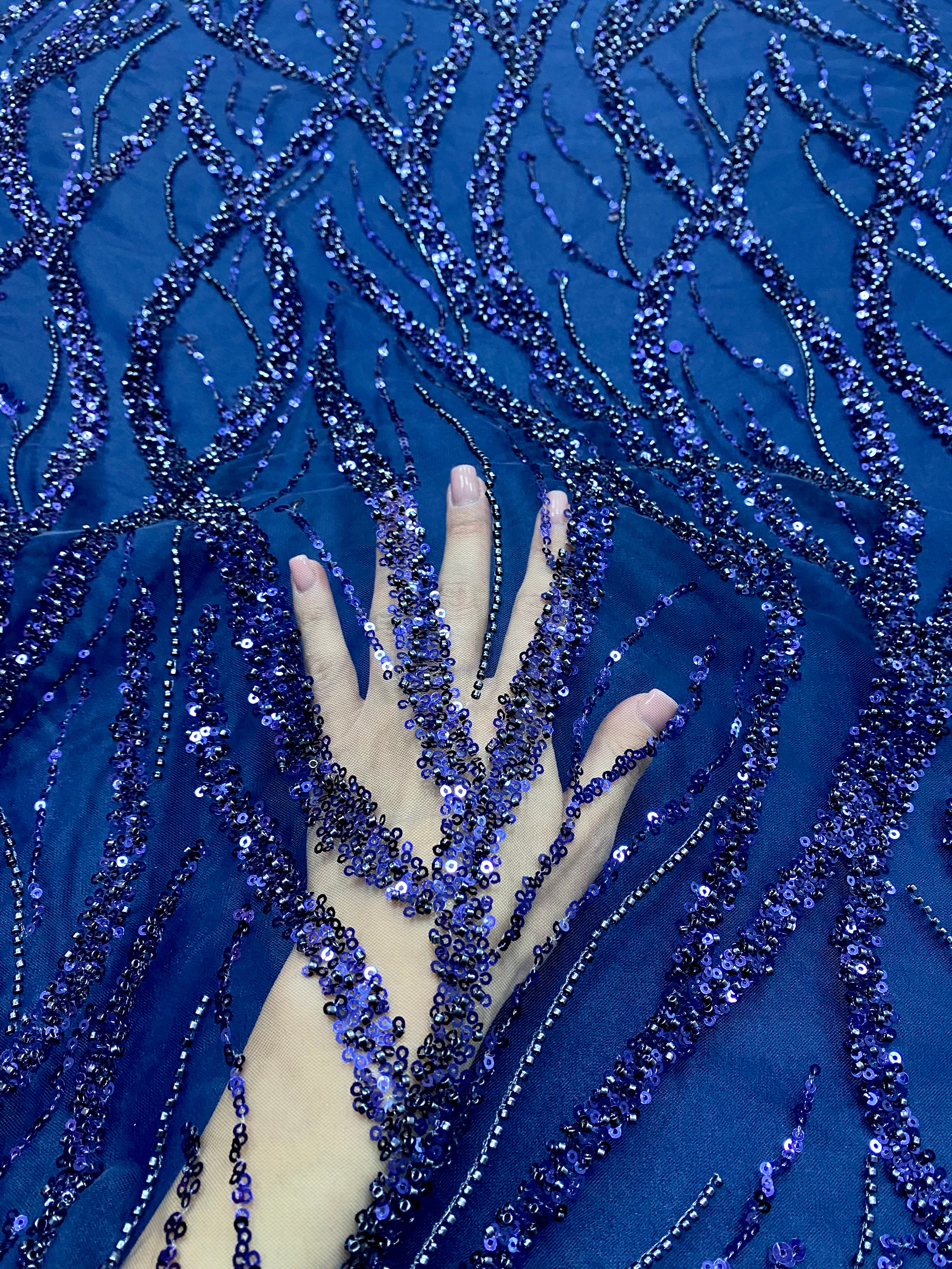 Dantela Couture Bleumarin cu Siraguri, Margele si Paiete