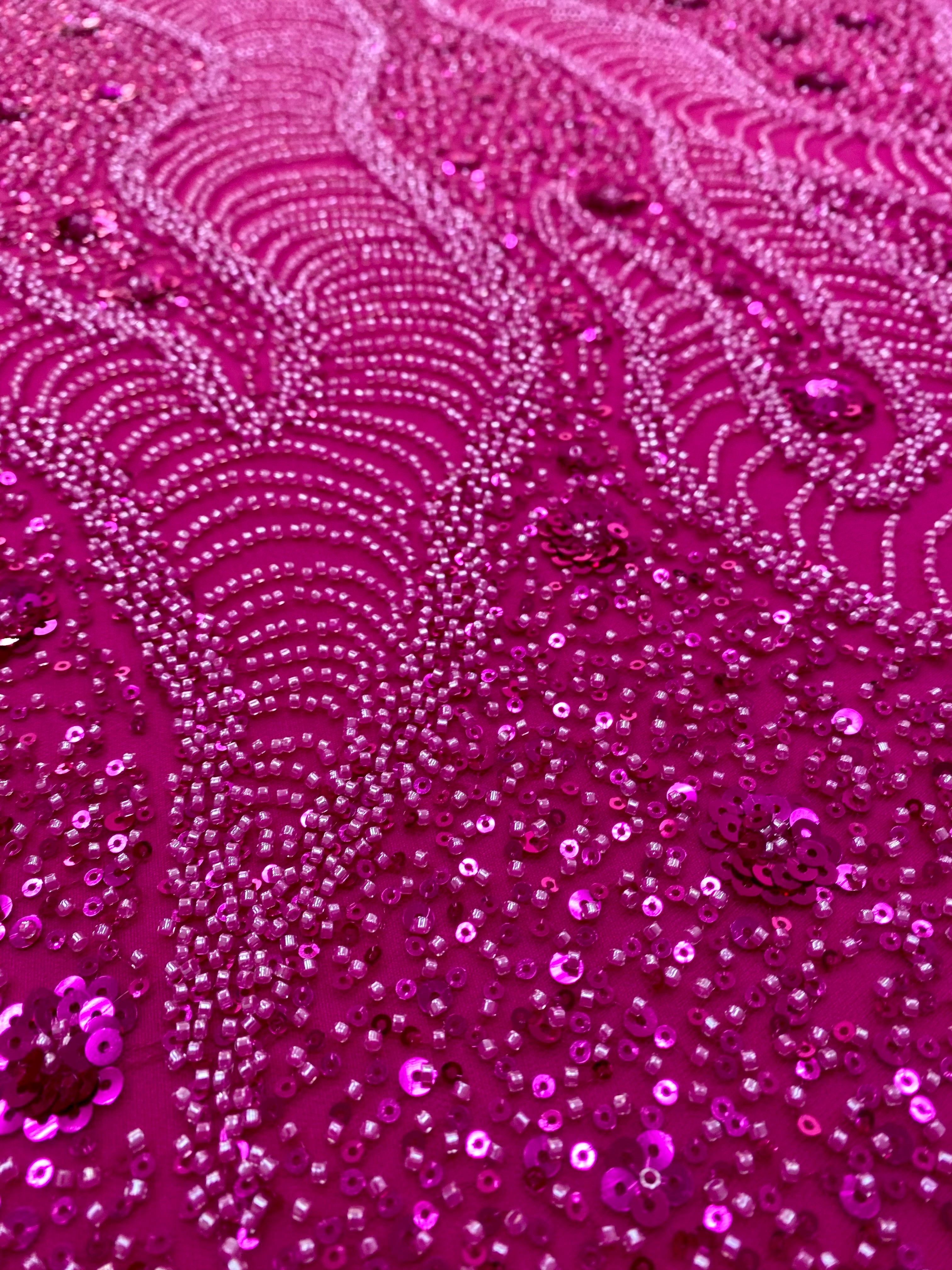 Dantela Couture Fucsia cu Model Geometric si Flori, cu Margele si Paiete