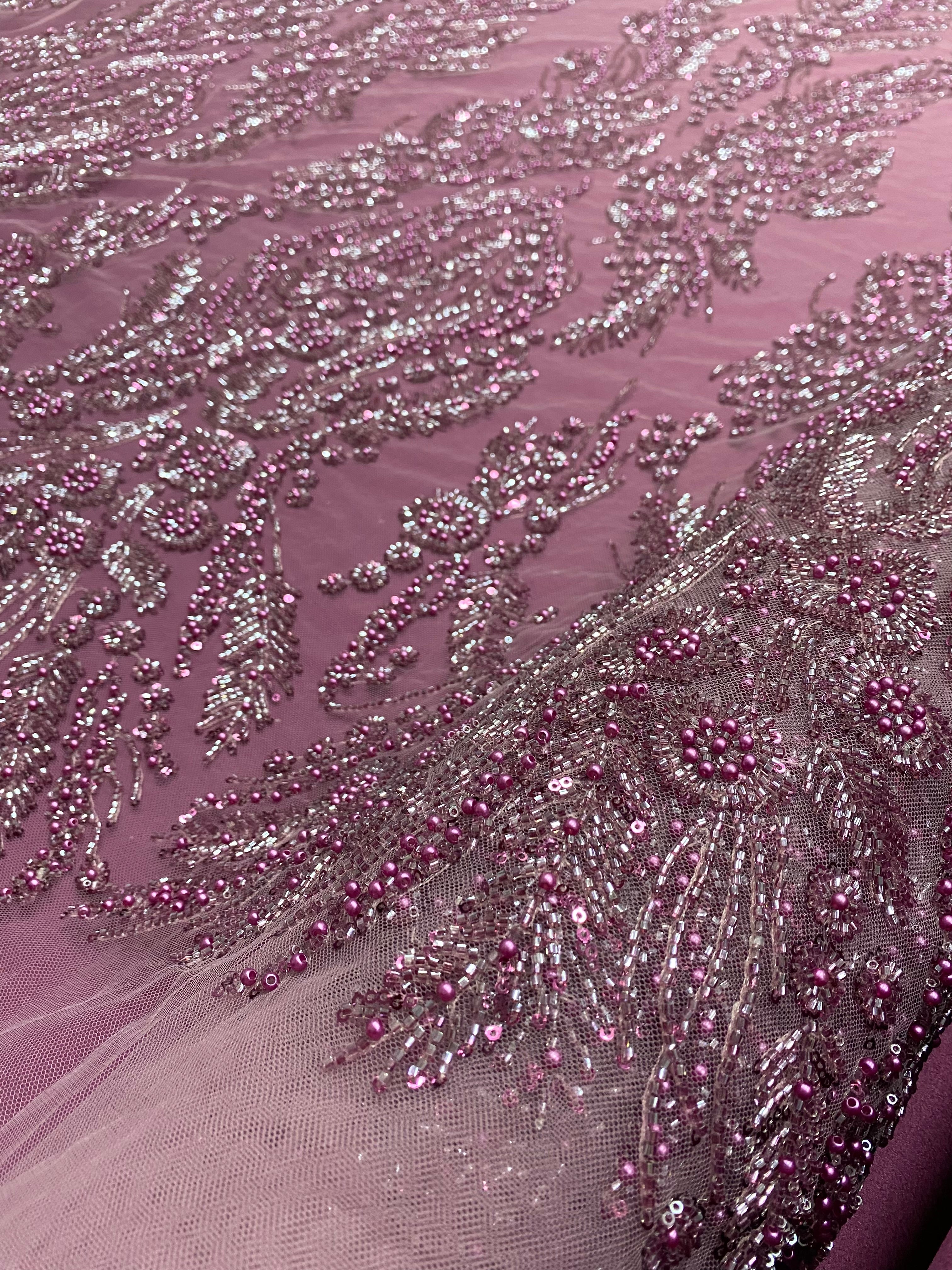 Dantela Couture Magenta cu Model Floral, cu Perle, Margele si Paiete