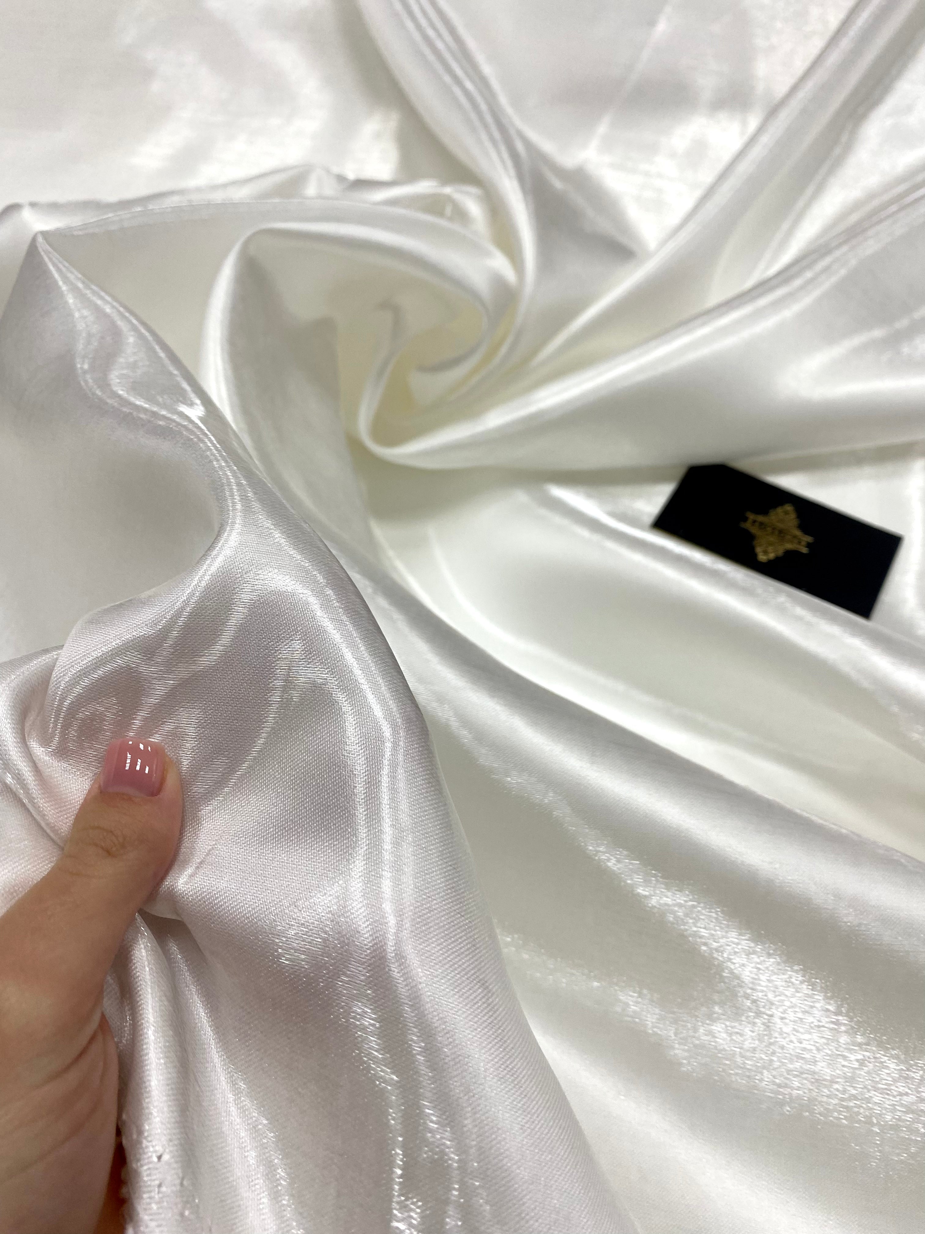 Satin Lichid Fix Ivory