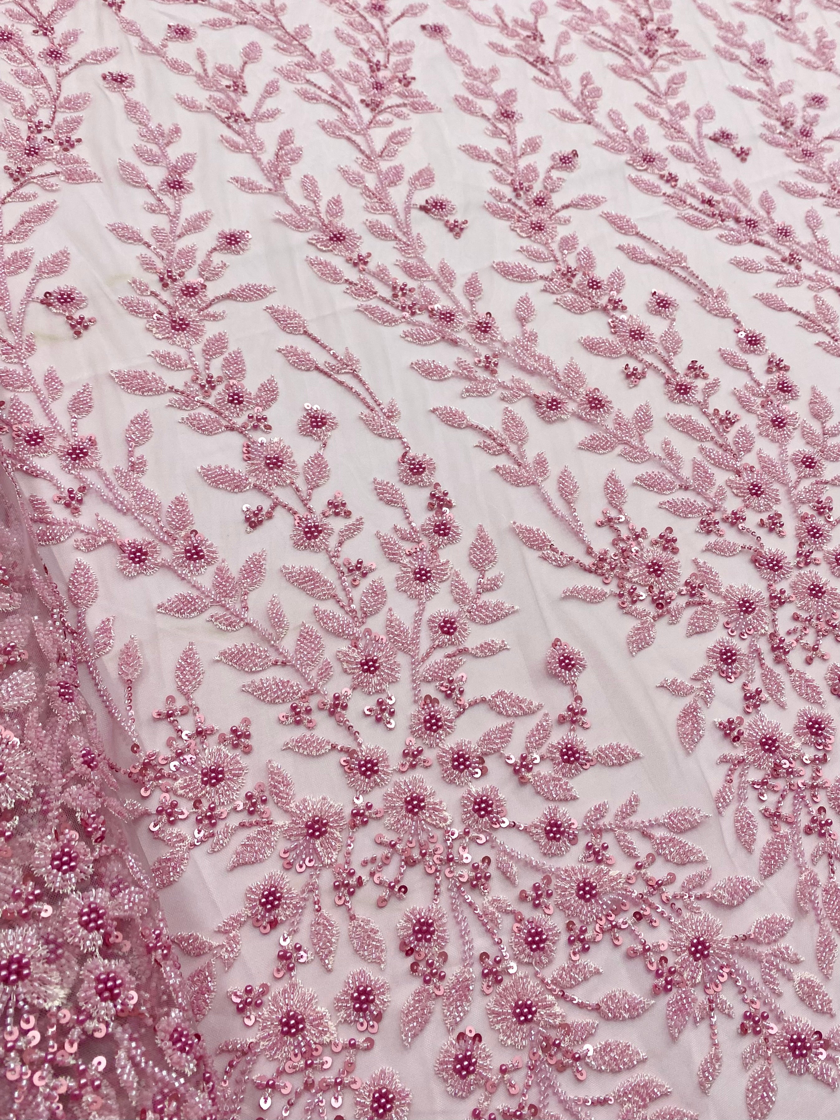 Dantela Couture Roz cu Model Floral, Perle, Margele si Paiete