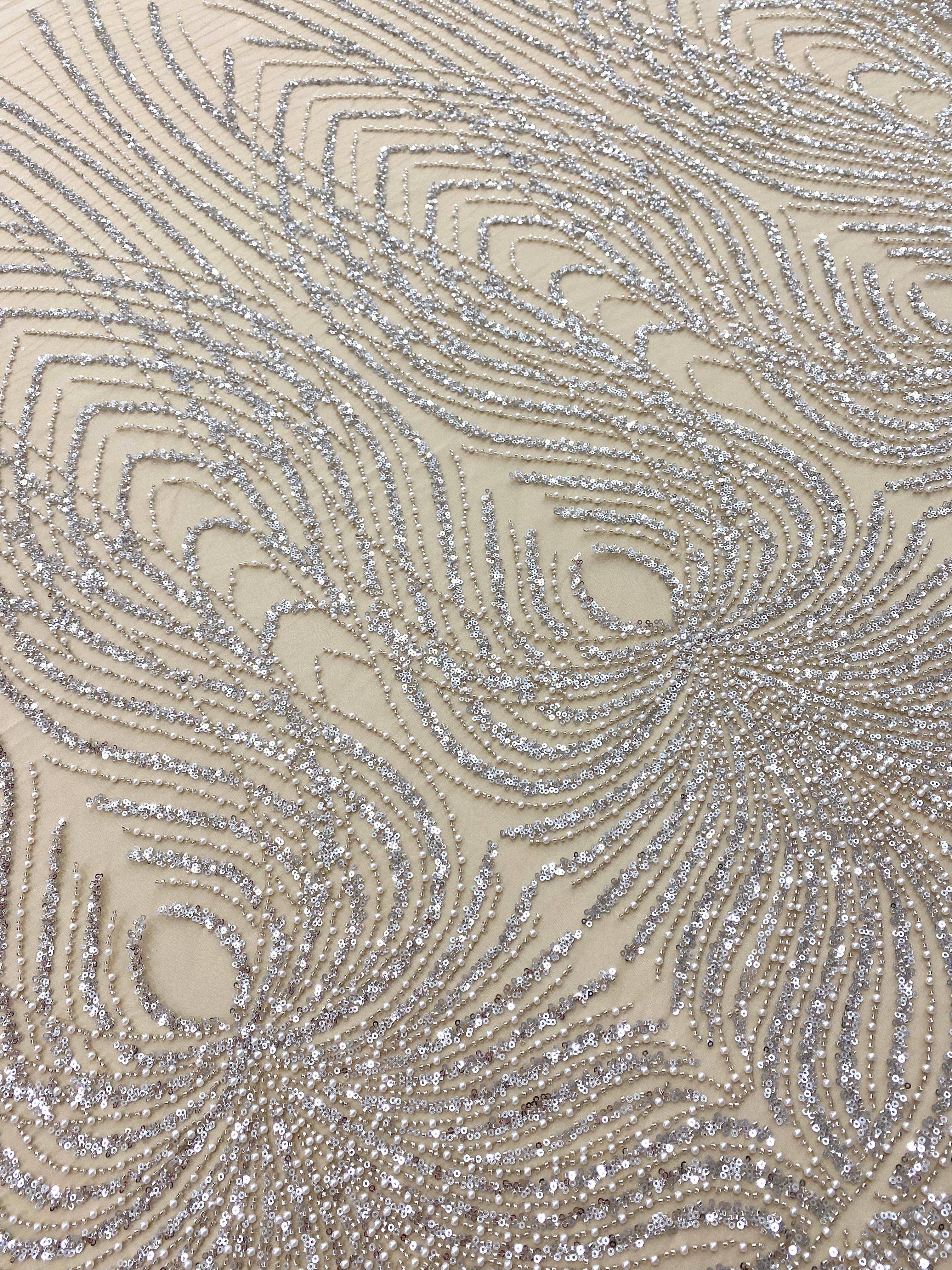 Dantela Couture Argintie pe Tulle Nude cu Panou, cu Perle, Margele si Paiete