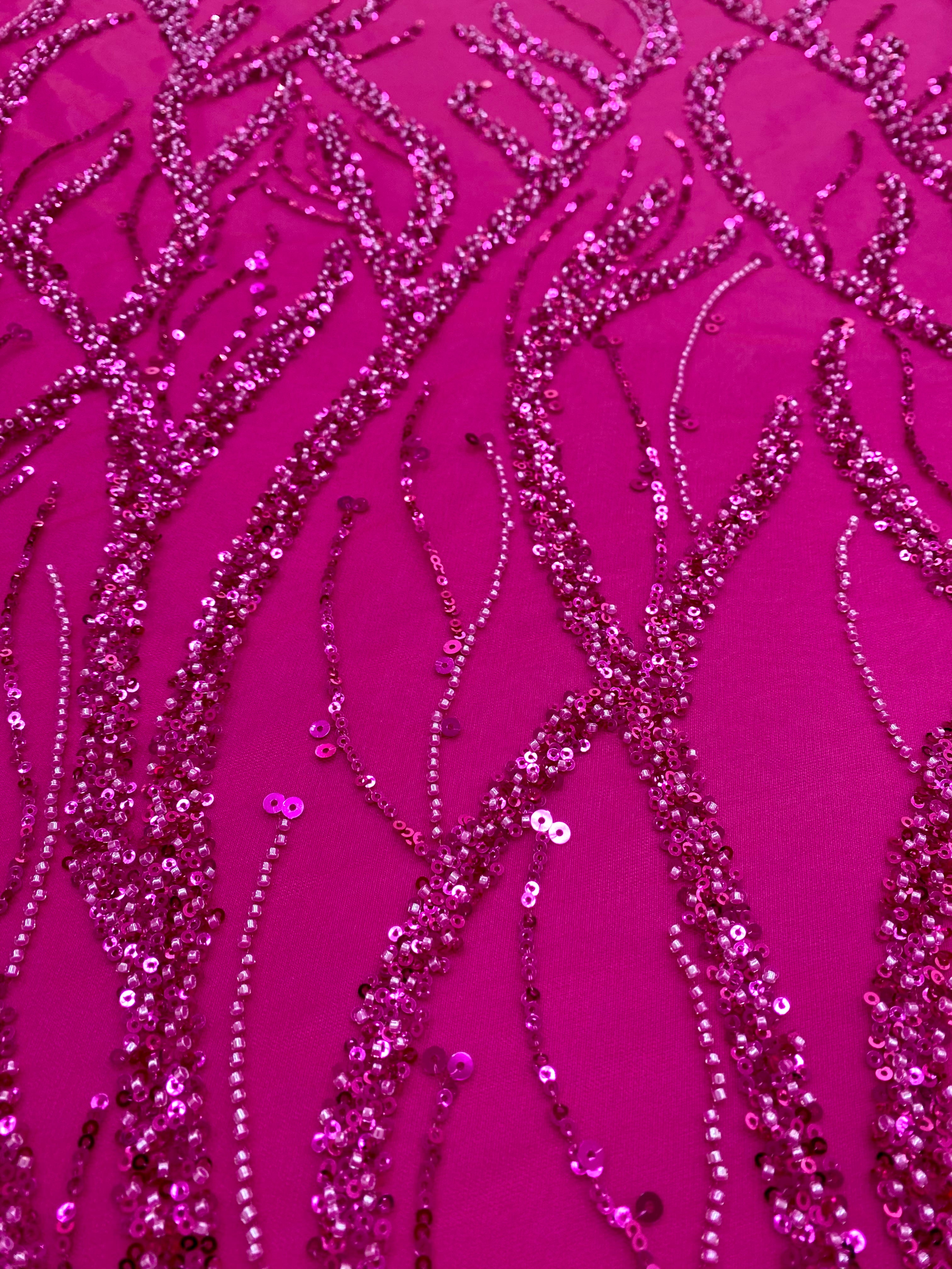 Dantela Couture Fucsia cu Siraguri, cu Margele si Paiete
