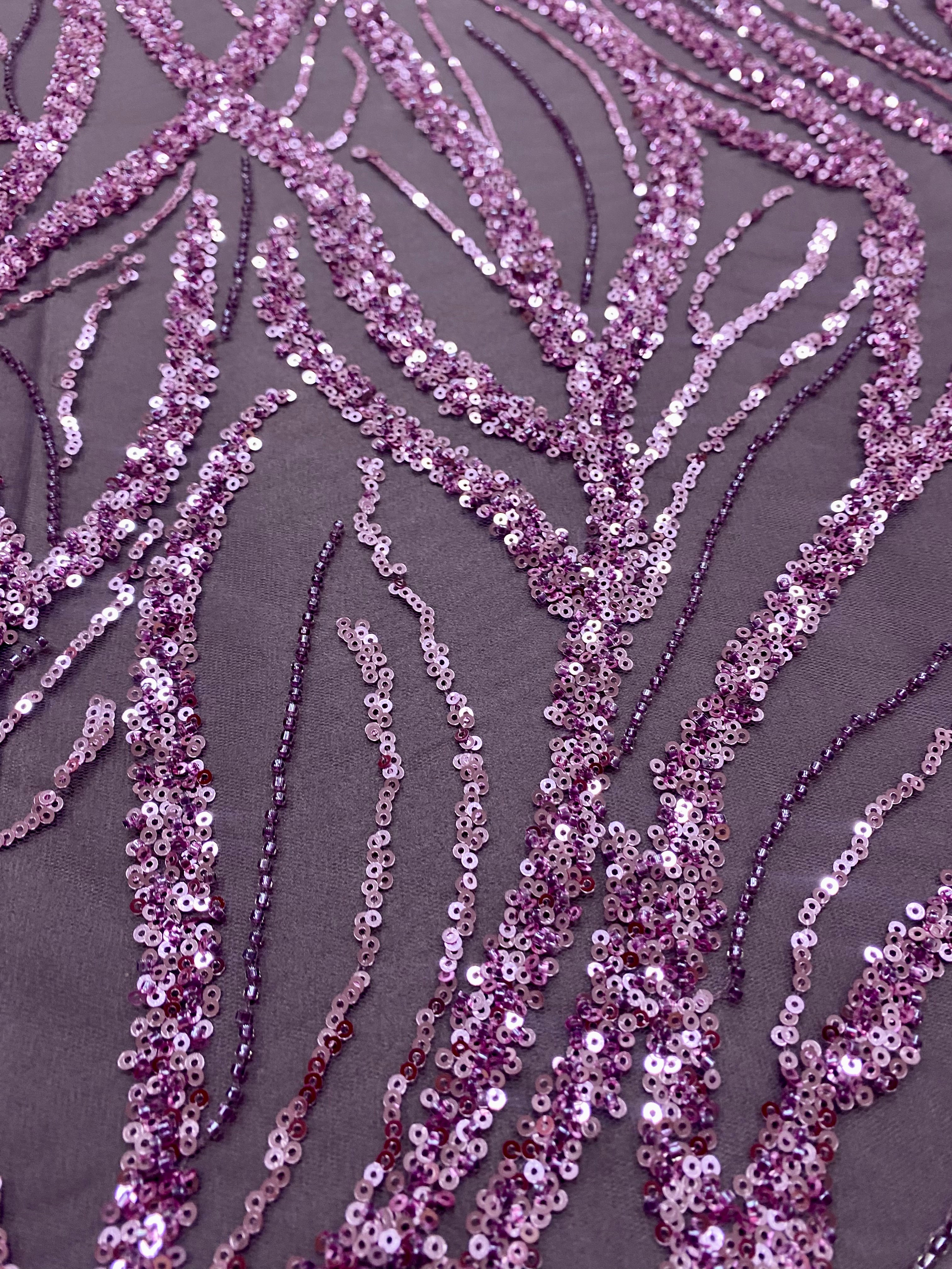 Dantela Couture Lavanda Pudrata cu Siraguri, cu Margele si Paiete
