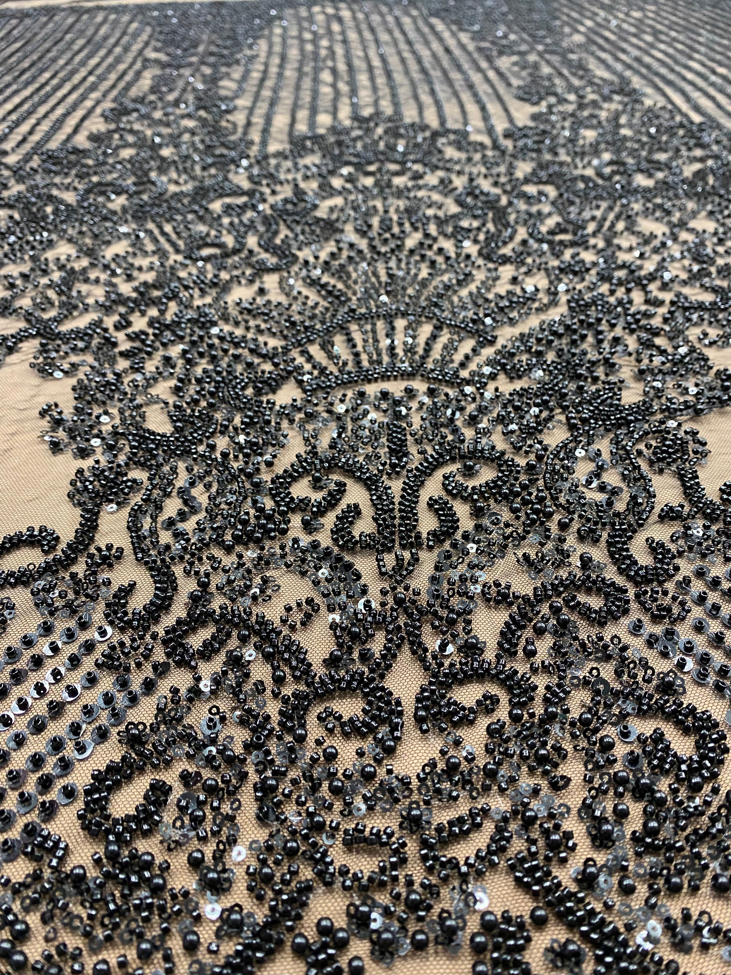 Cupon 1.30 m din Dantela Couture Neagra cu Model Geometric, cu Perle, Margele si Paiete