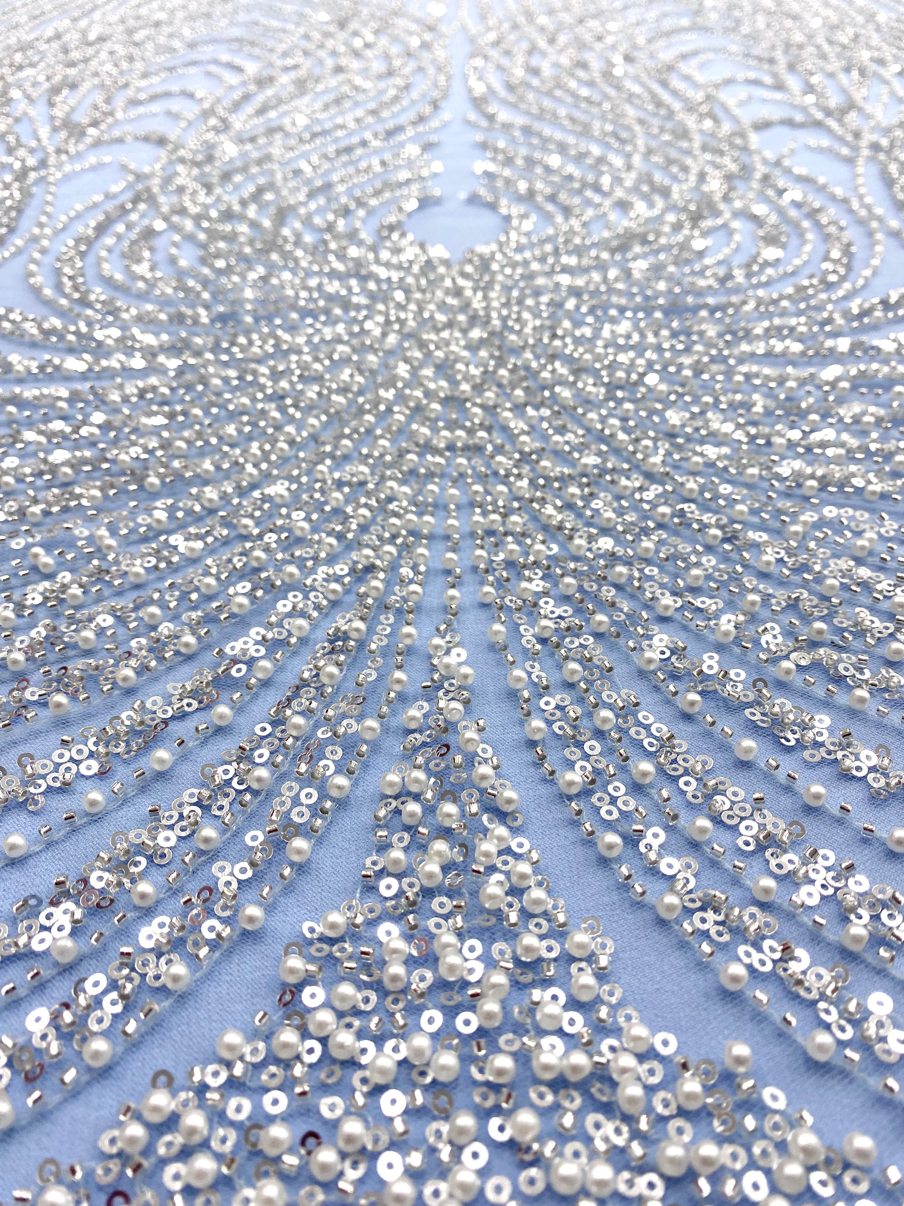 Dantela Couture Argintie pe Tulle Baby Blue cu Panou, cu Perle, Margele Si Paiete