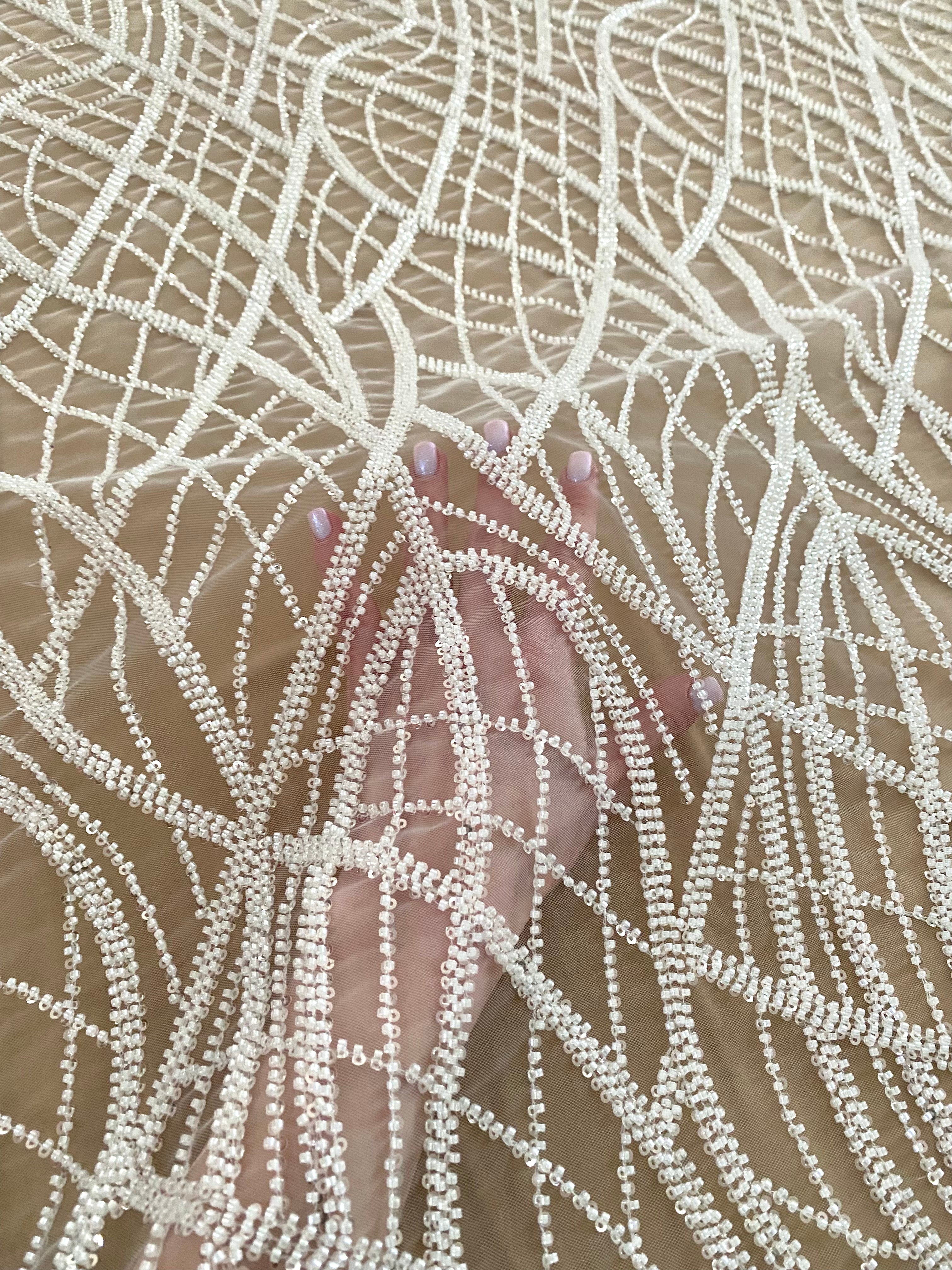 Cupon 1.18 m din Dantela Couture Ivory cu Model Liniar, cu Margele si Paiete