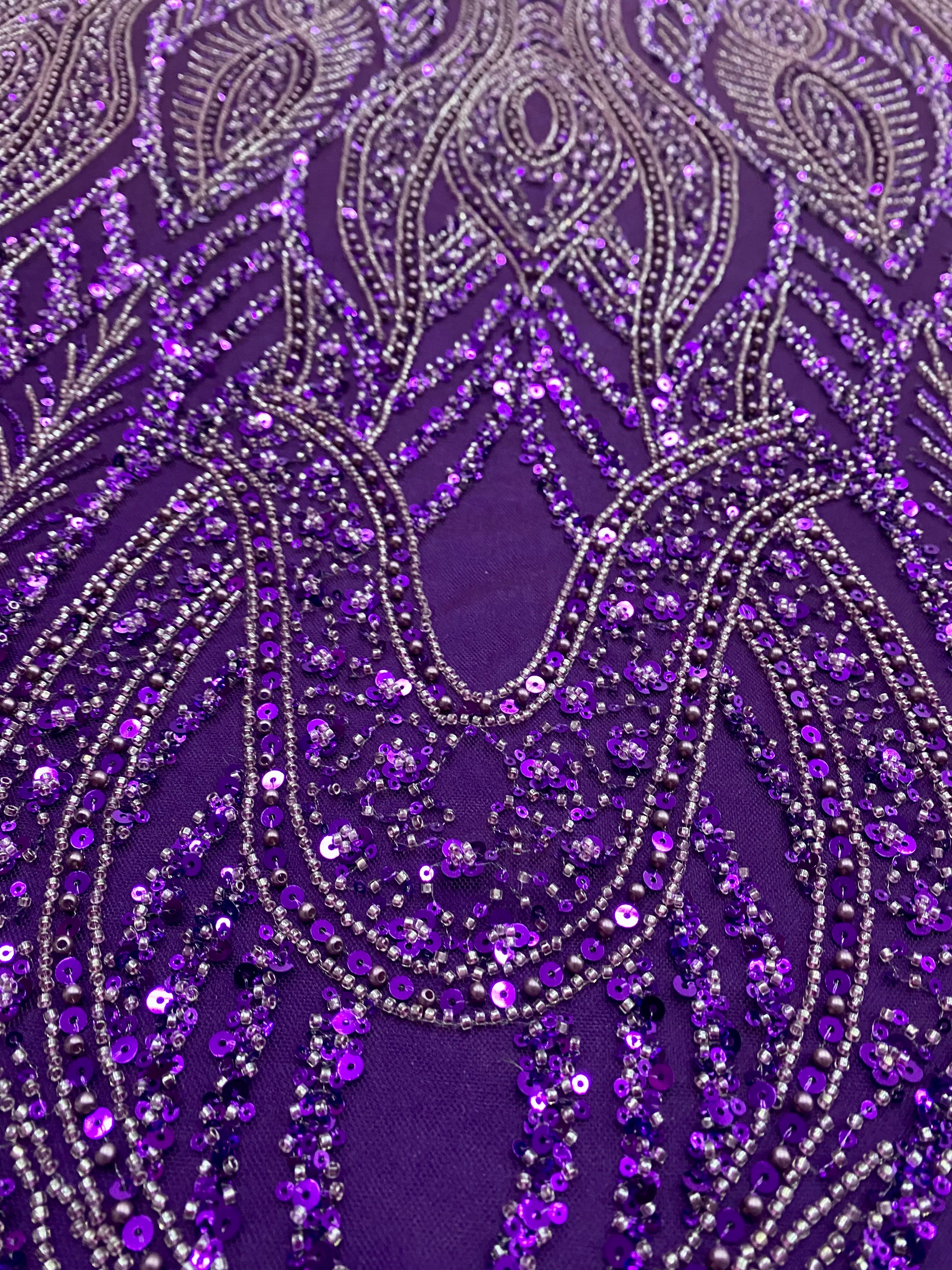 Dantela Couture Mov Inchis cu Model Geometric, Perle, Margele si Paiete
