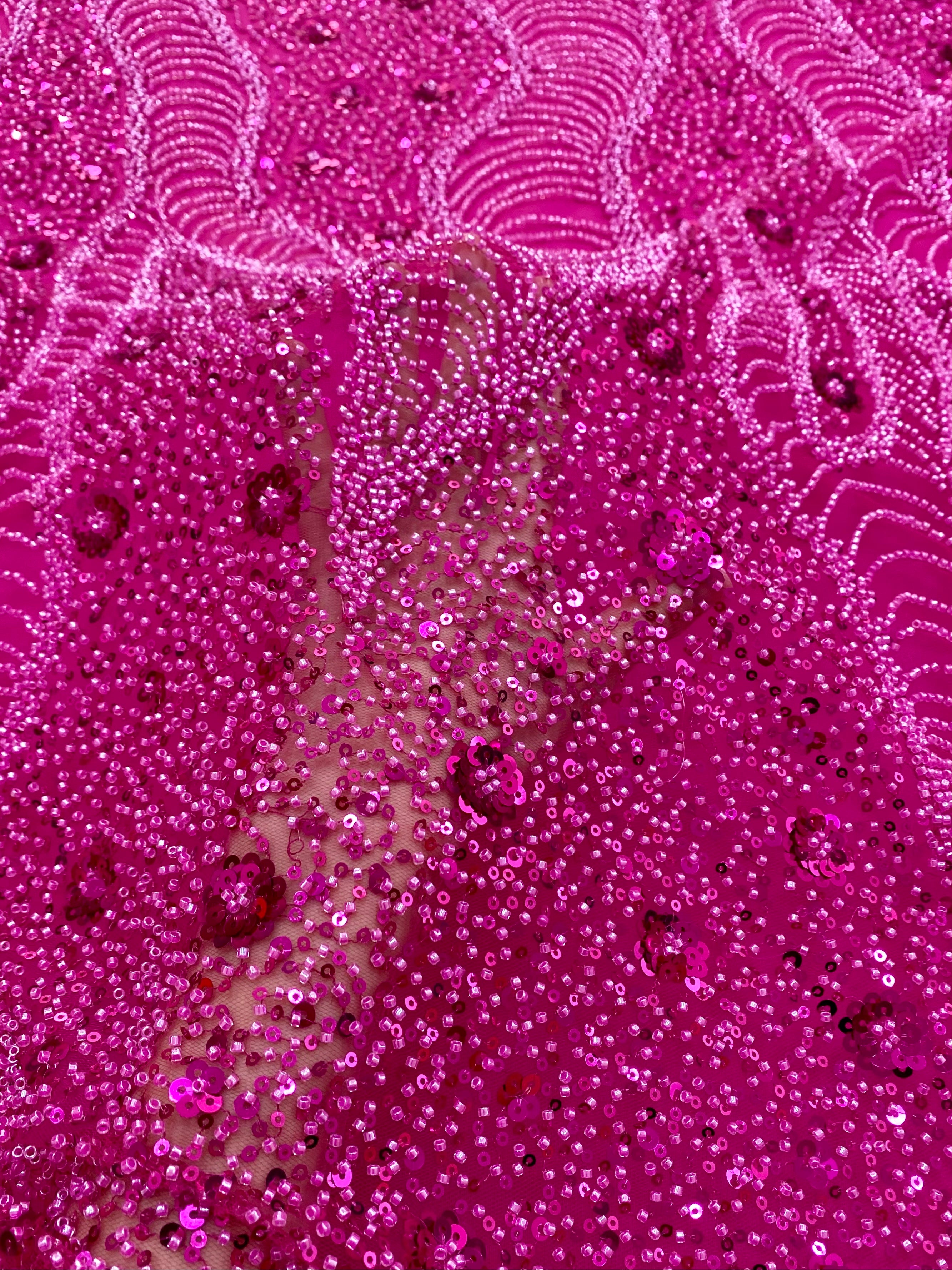Dantela Couture Fucsia cu Model Geometric si Flori, cu Margele si Paiete