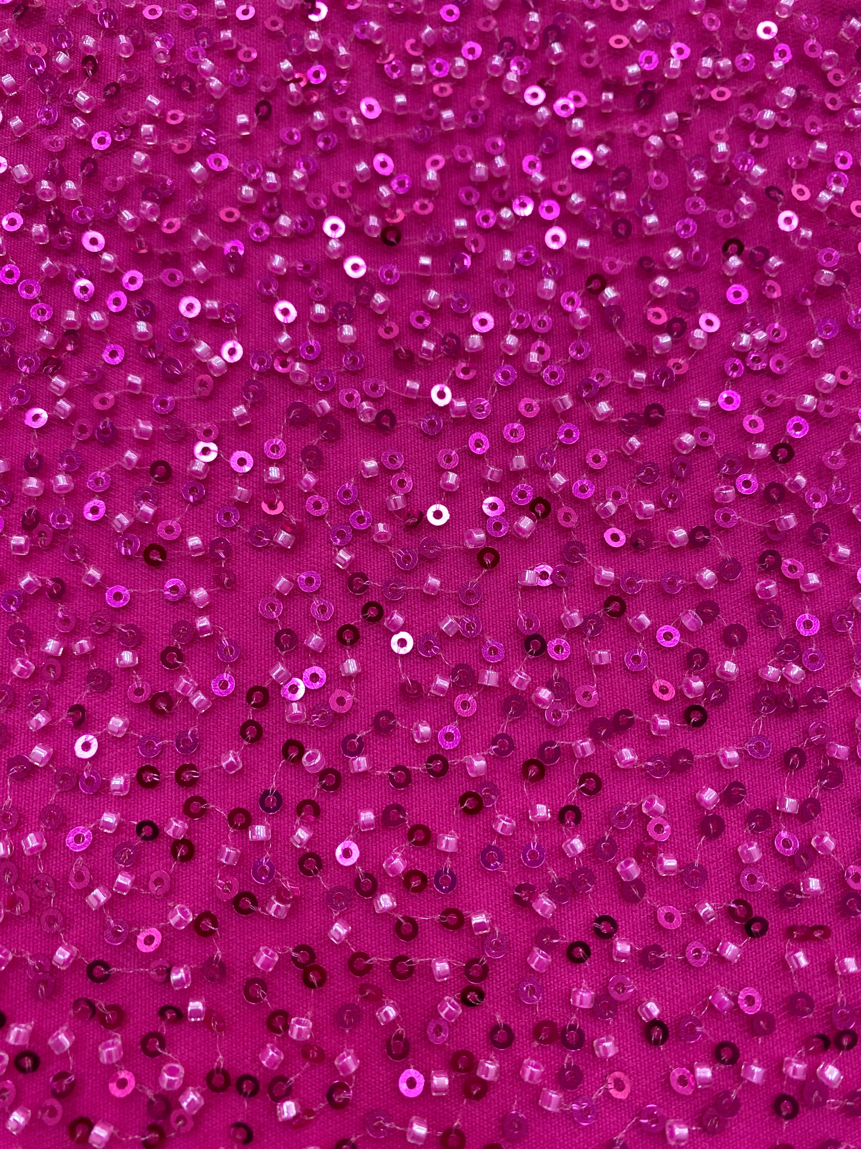 Dantela Couture Fucsia cu Model General, cu Margele si Paiete