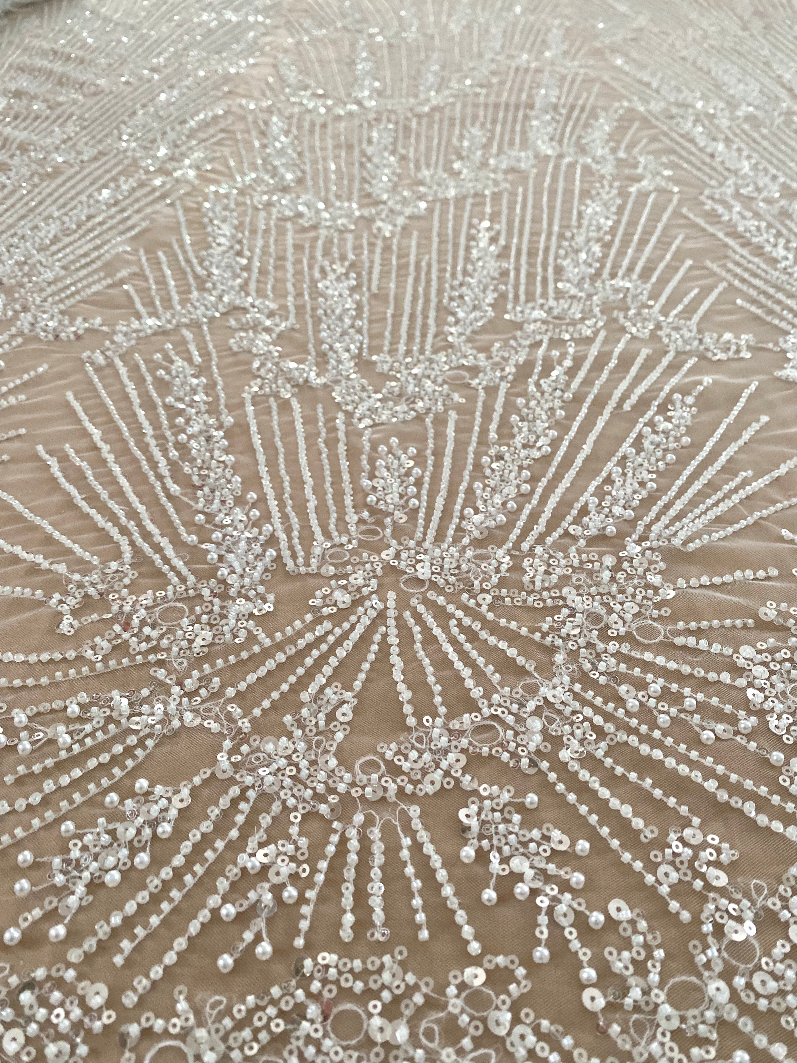 Dantela Couture Ivory cu Model Geometric, cu Margele si Paiete