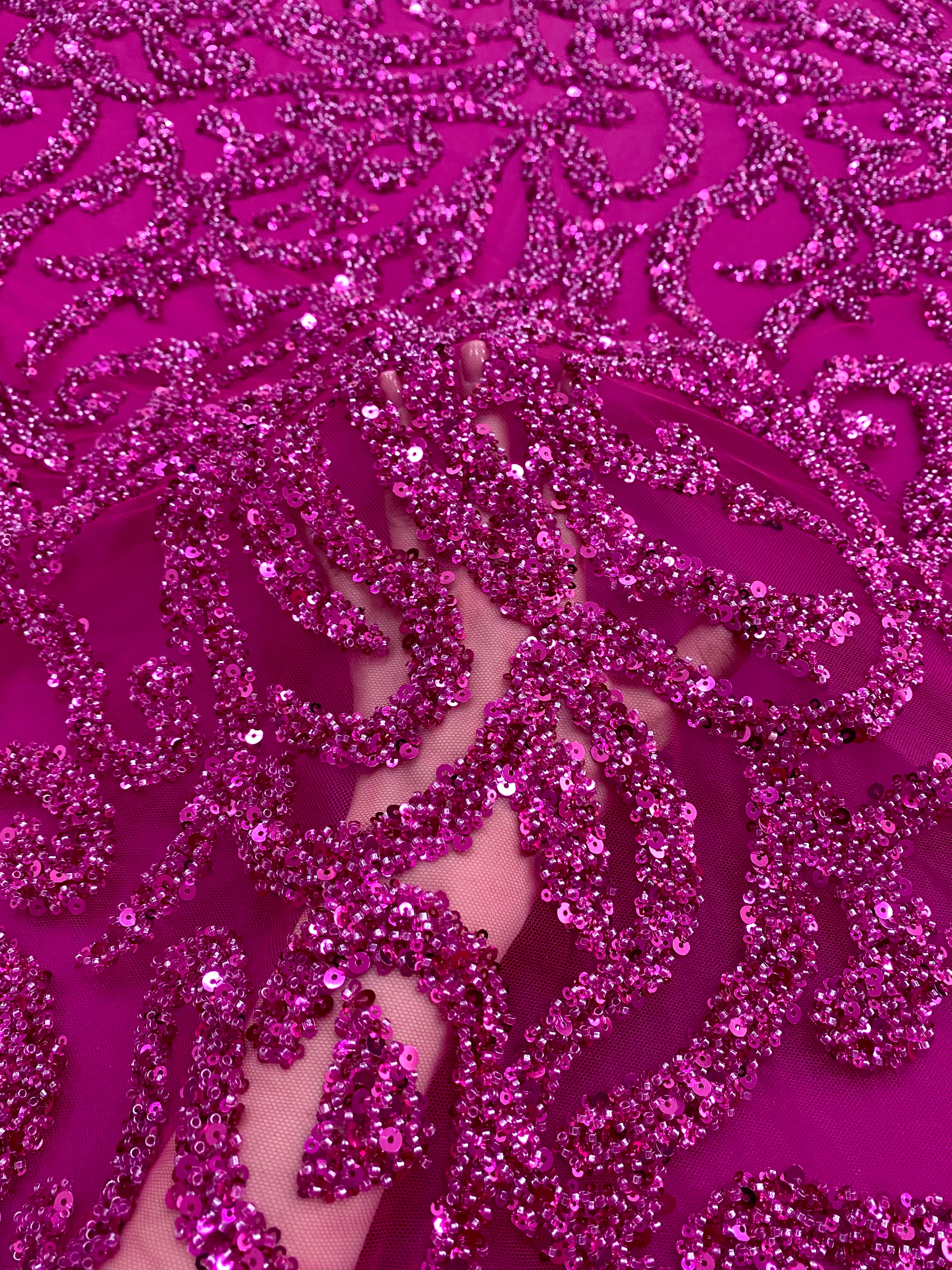 Dantela Couture Fucsia cu Model Geometric, cu Margele si Paiete