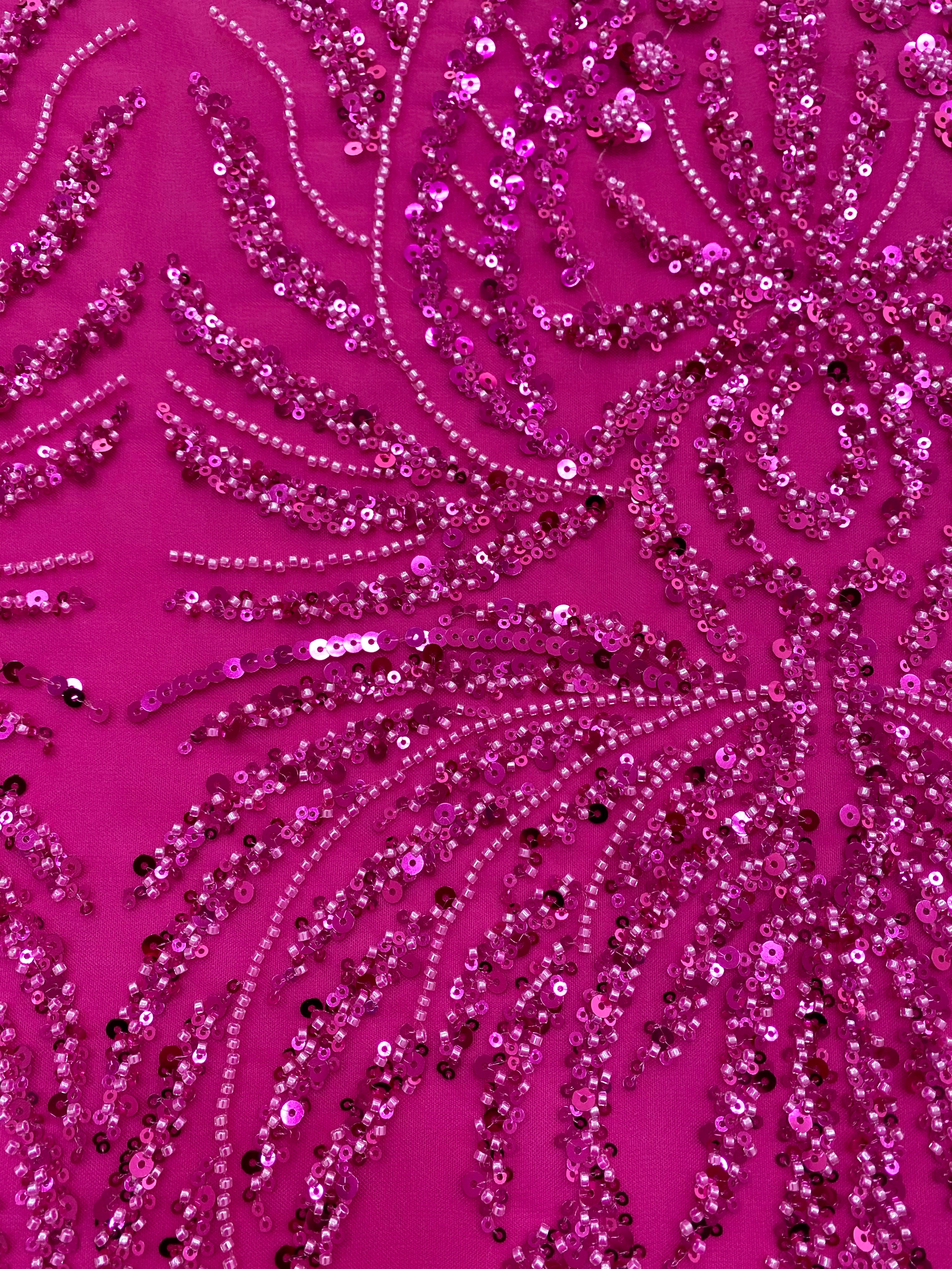 Dantela Couture Fucsia cu Model Geometric, cu Margele si Paiete