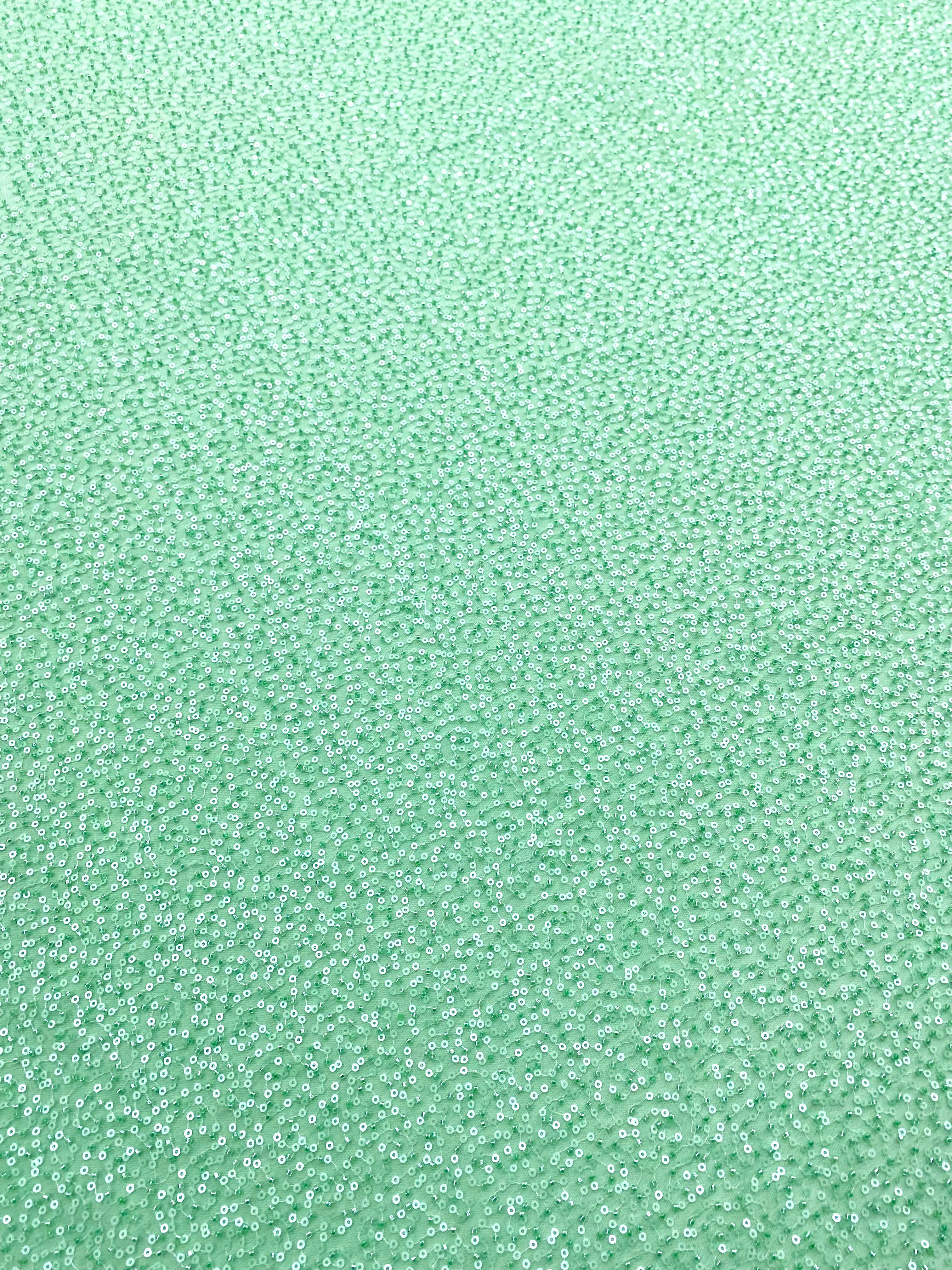 Dantela Couture Verde Menta Model General, cu Margele si Paiete