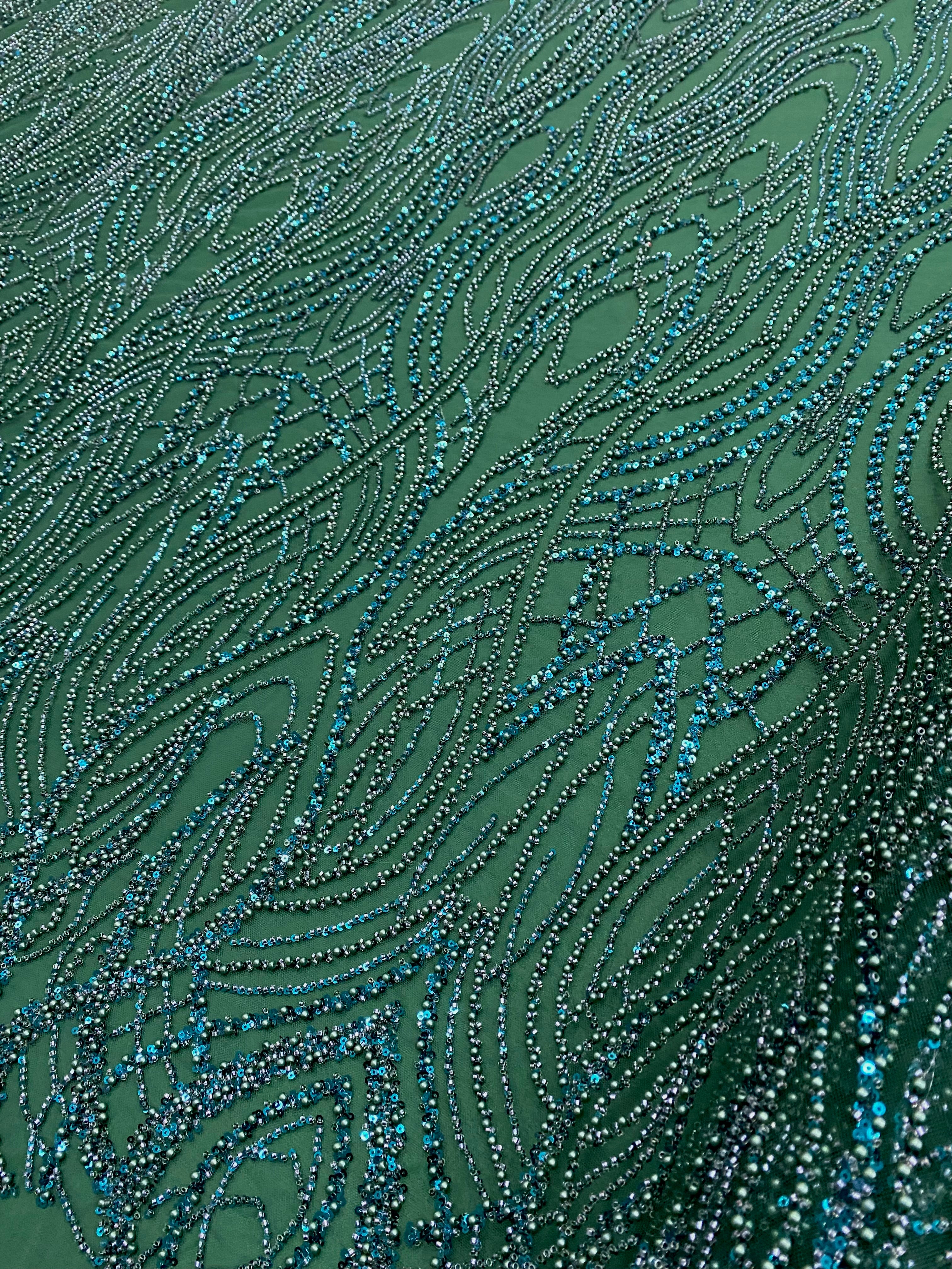 Dantela Couture Verde Smarald cu Perle, Margele si Paiete