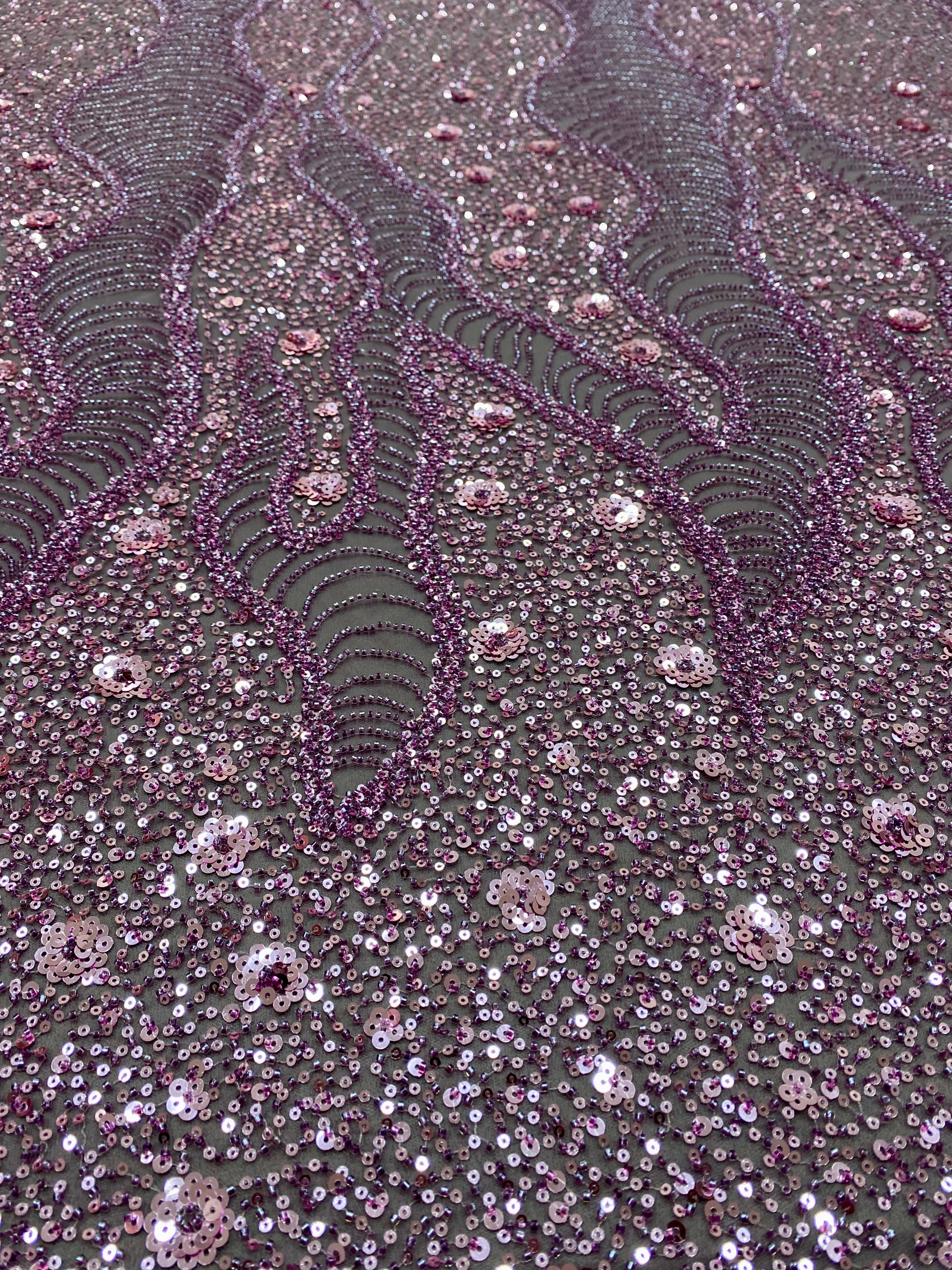 Dantela Couture Lavanda Pudrata cu Model Geometric si Flori, cu Margele si Paiete