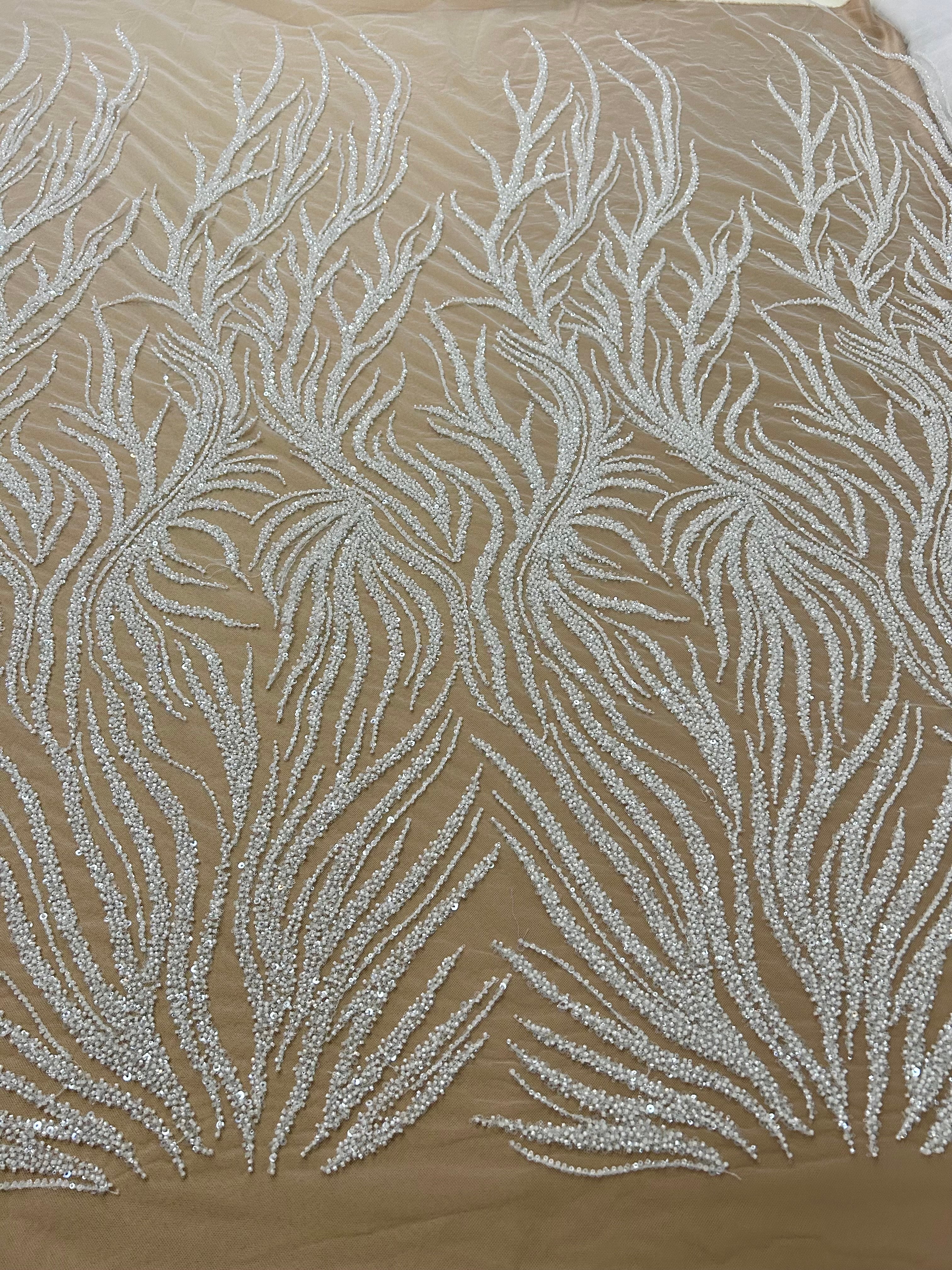 Cupon 1.50 m din Dantela Couture Ivory cu Siraguri, cu Margele si Paiete
