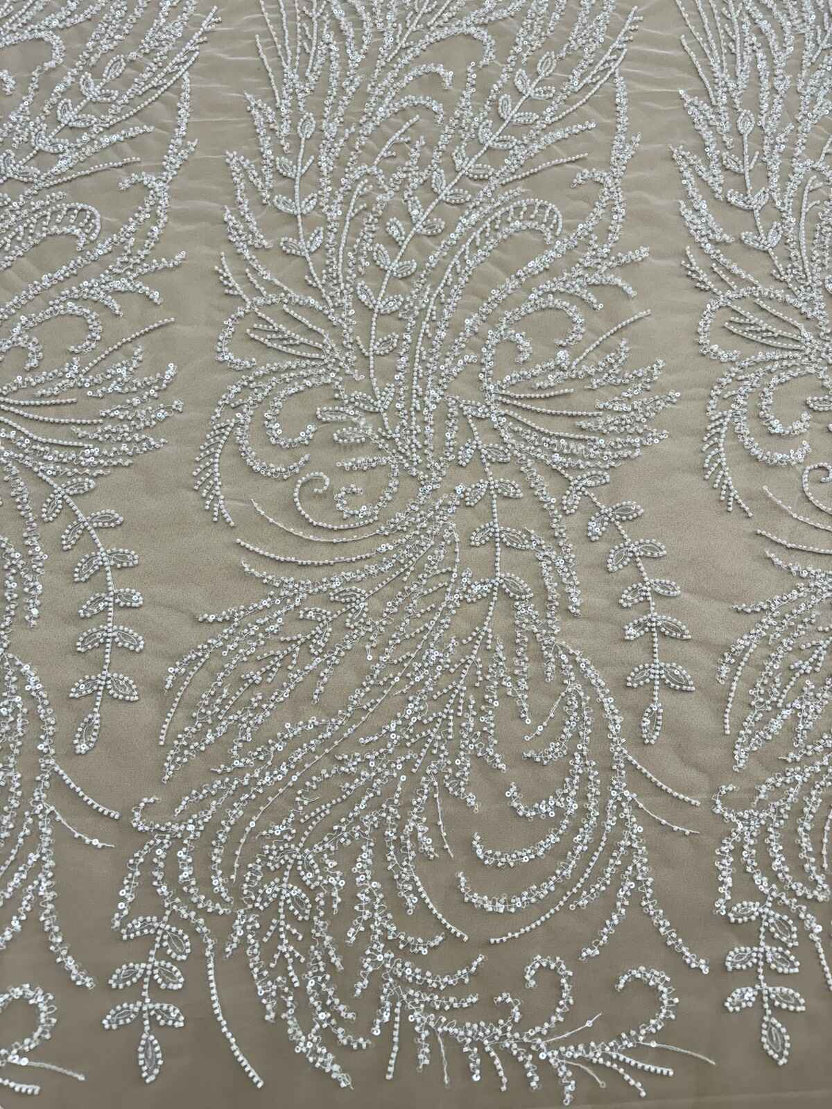 Dantela Couture Ivory cu Model Floral, cu Margele si Paiete