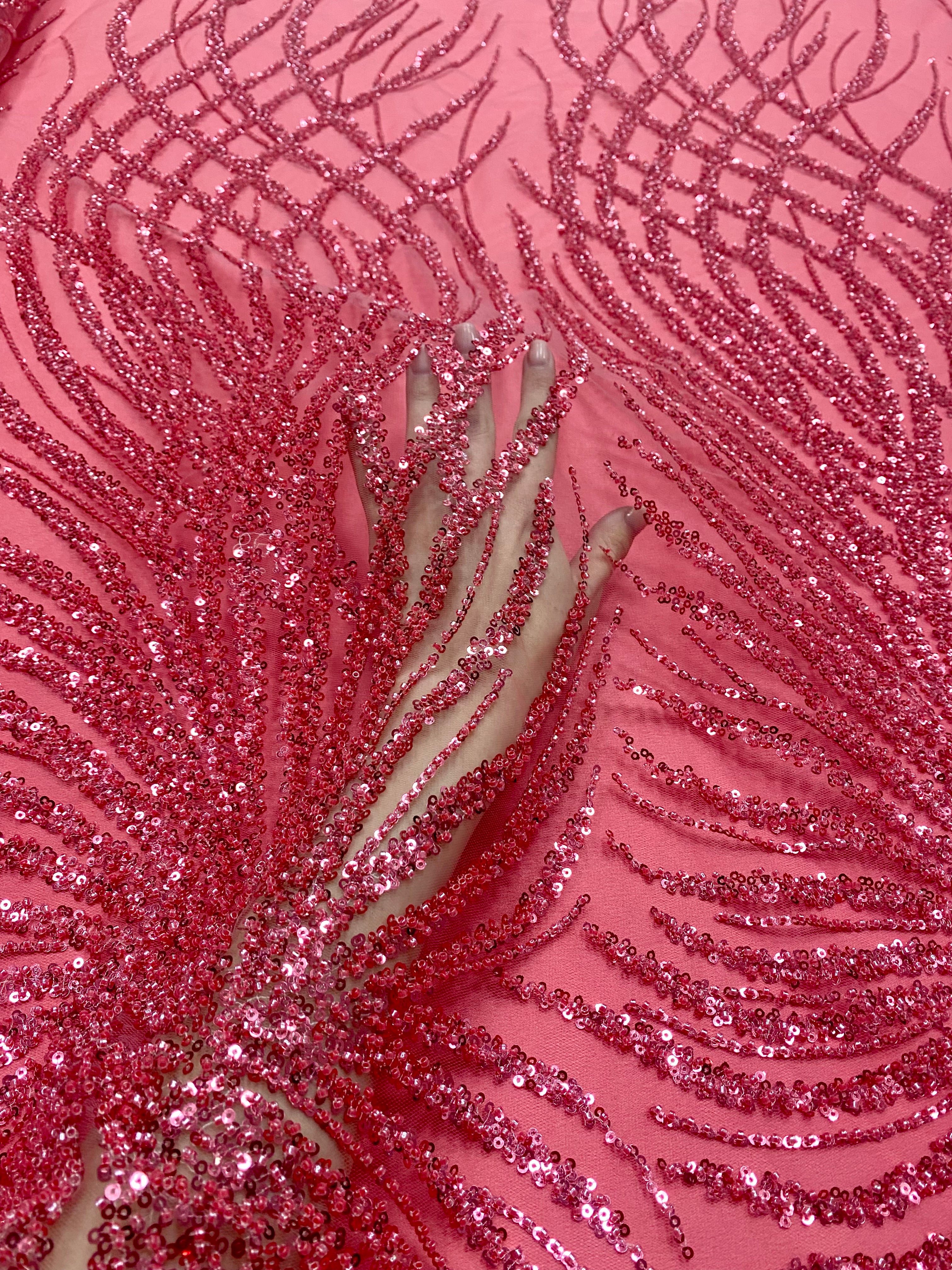 Dantela Couture Roz Coral cu Siraguri, cu Margele si Paiete
