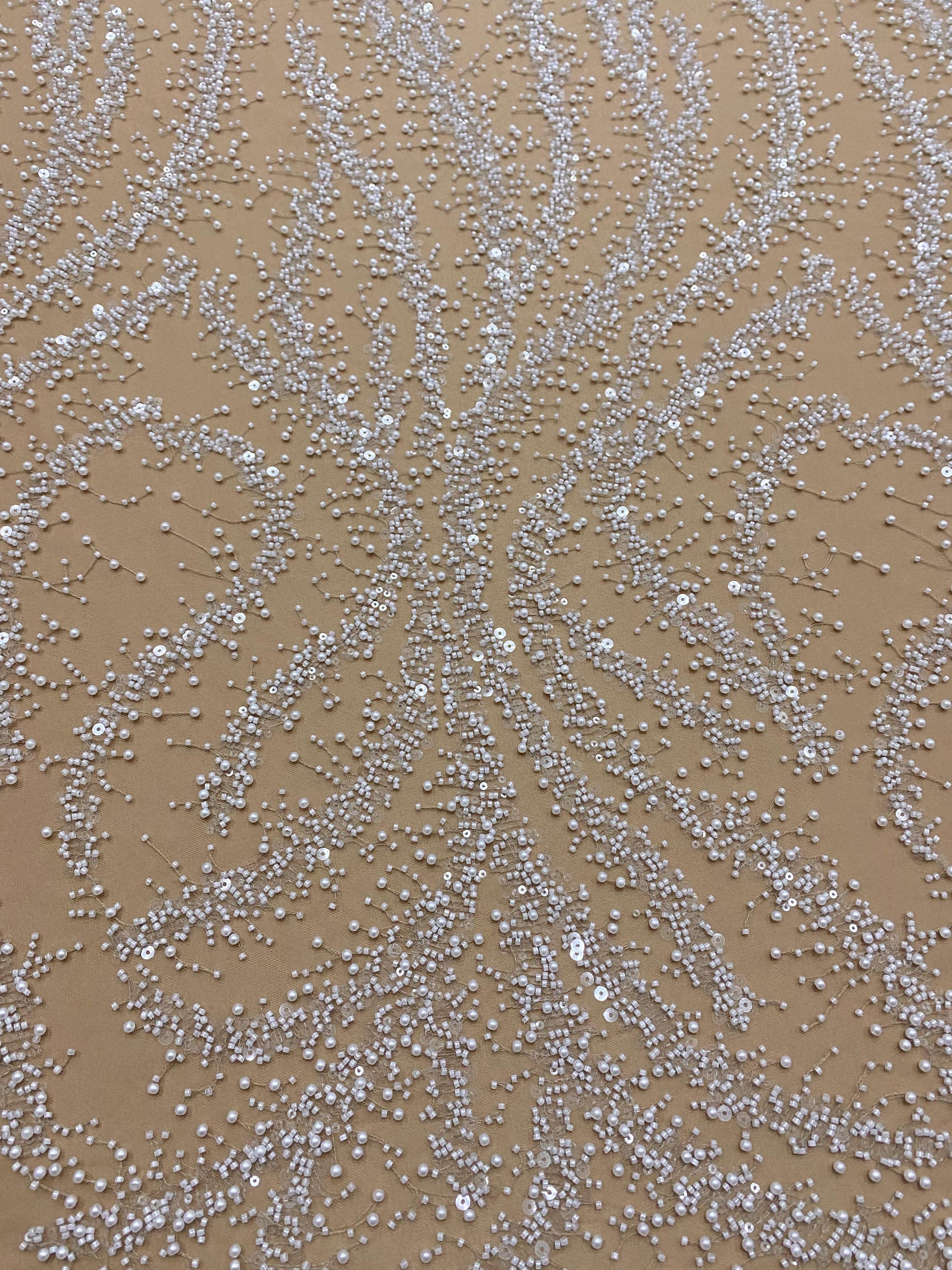 Dantela Couture Ivory pe Tulle Nude cu Perle, Margele si Paiete
