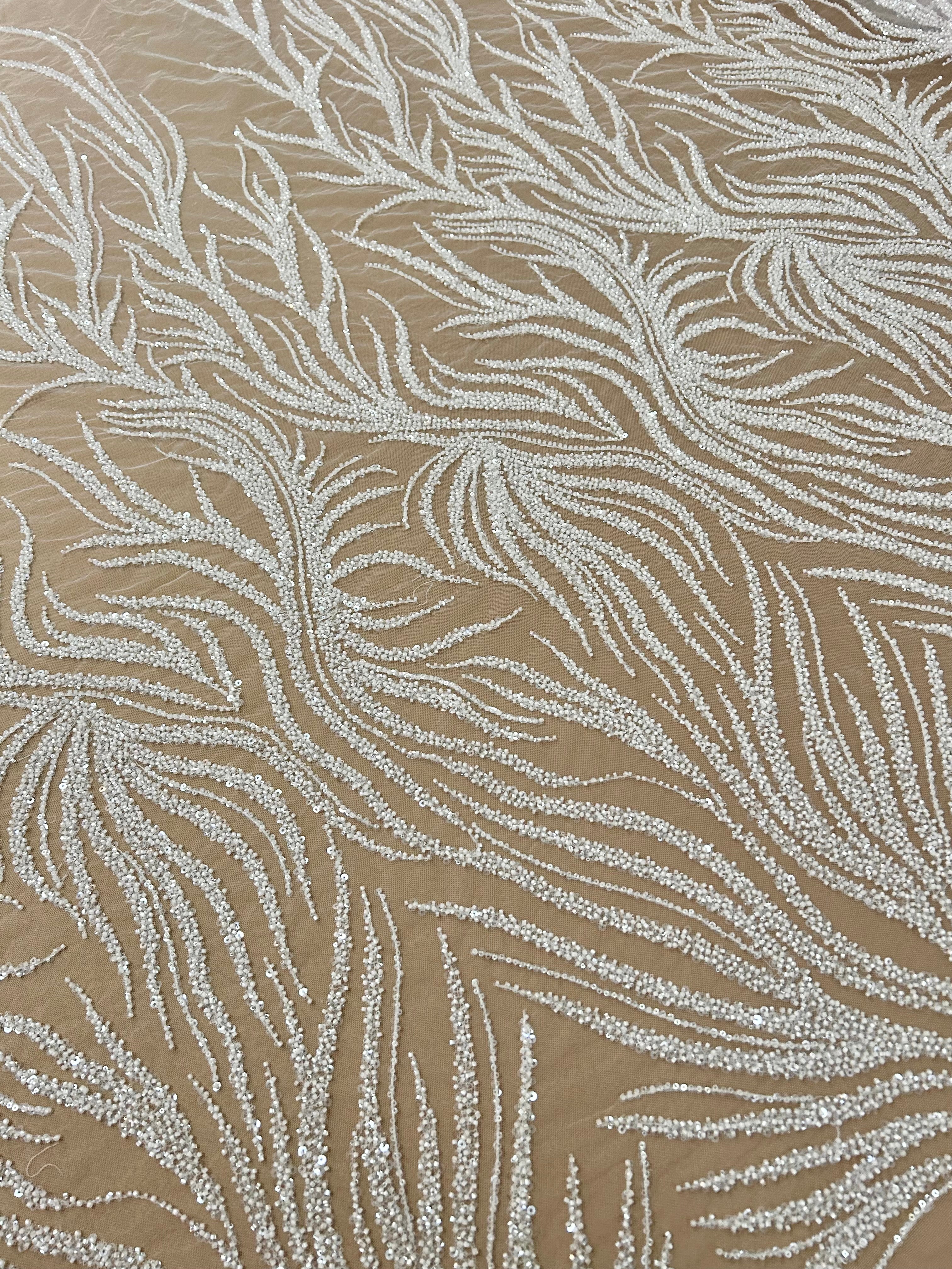 Cupon 1.50 m din Dantela Couture Ivory cu Siraguri, cu Margele si Paiete